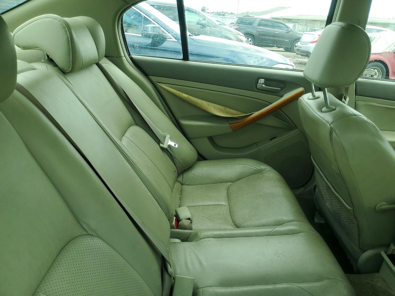 2003 Infiniti G35 Base Серебряный vin: JNKCV51E43M311027