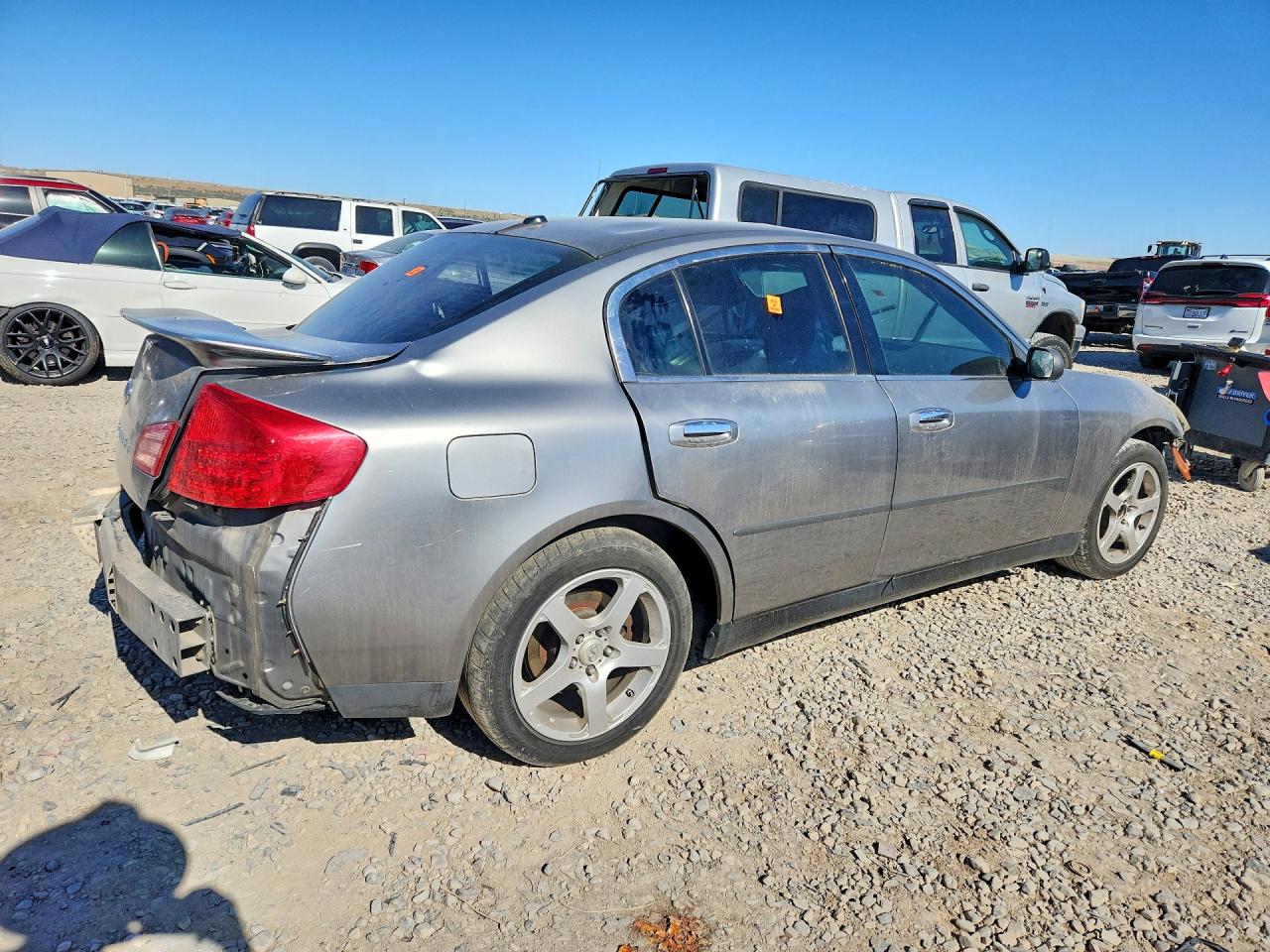 2004 Infiniti G35 Base Gray vin: JNKCV51E44M612656