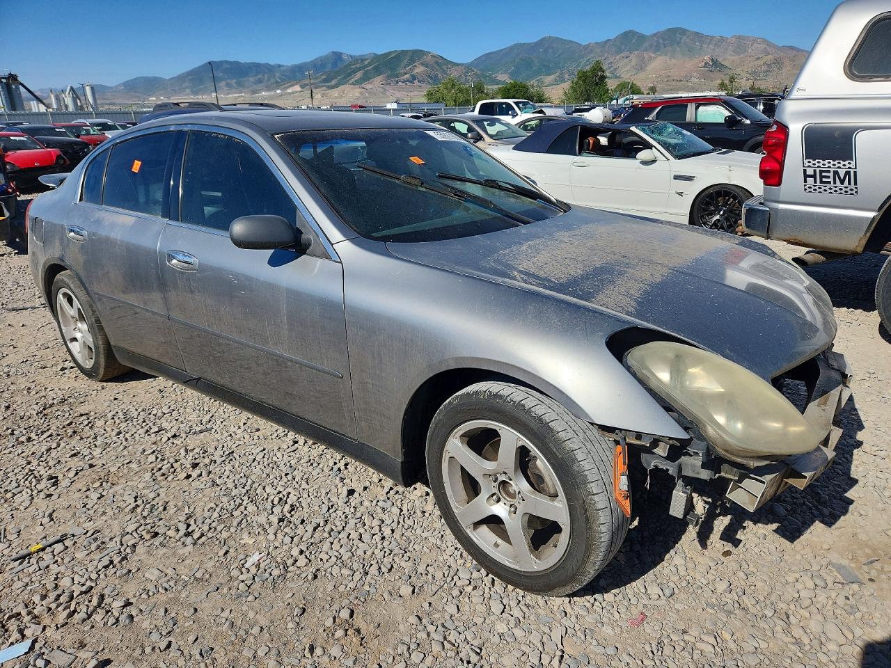 2004 Infiniti G35 Base Gray vin: JNKCV51E44M612656