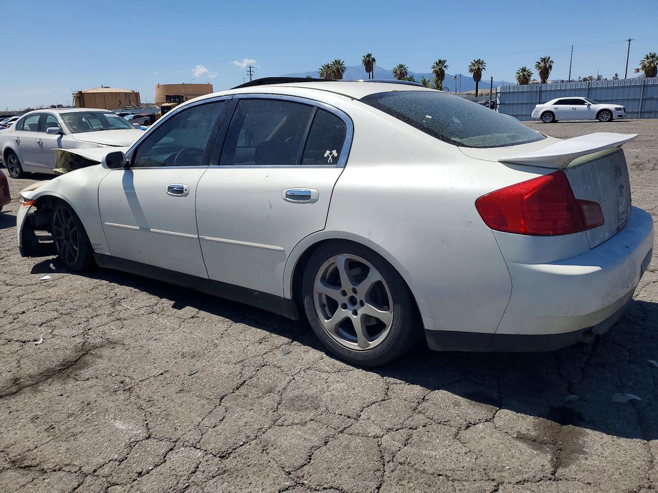 2003 Infiniti G35 Base White vin: JNKCV51E63M017578