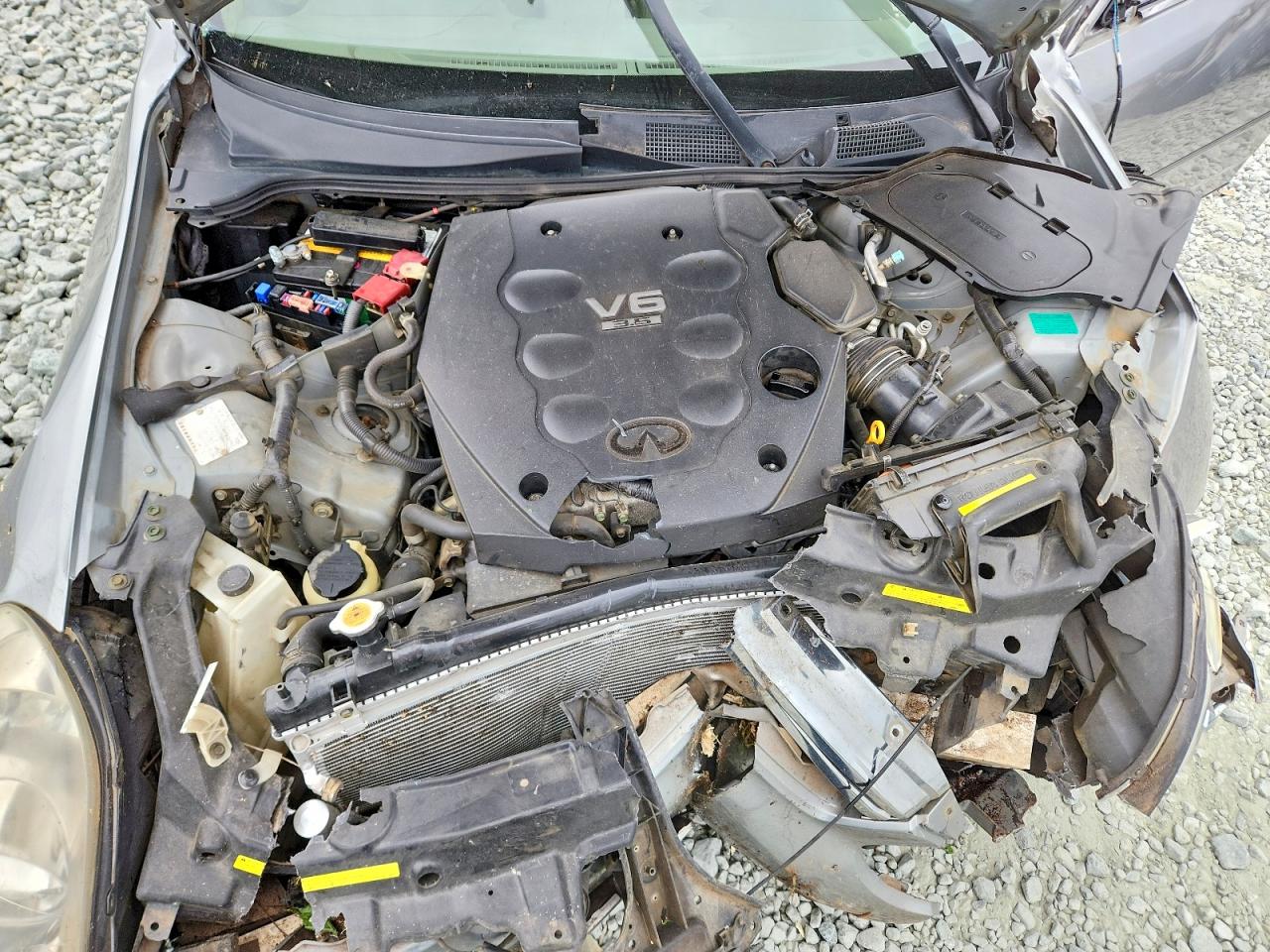 2004 Infiniti G35 Base Серебряный vin: JNKCV51E64M611962