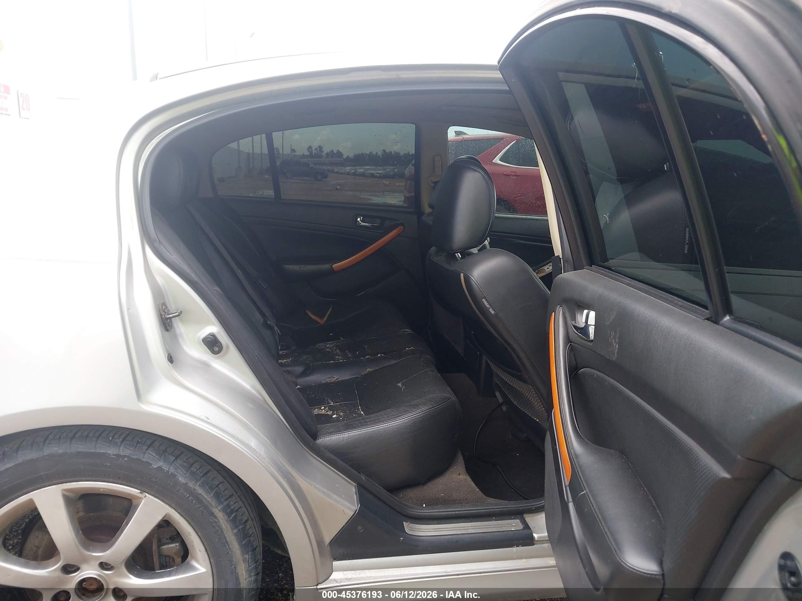 2005 Infiniti G35   Silver vin: JNKCV51E65M204516