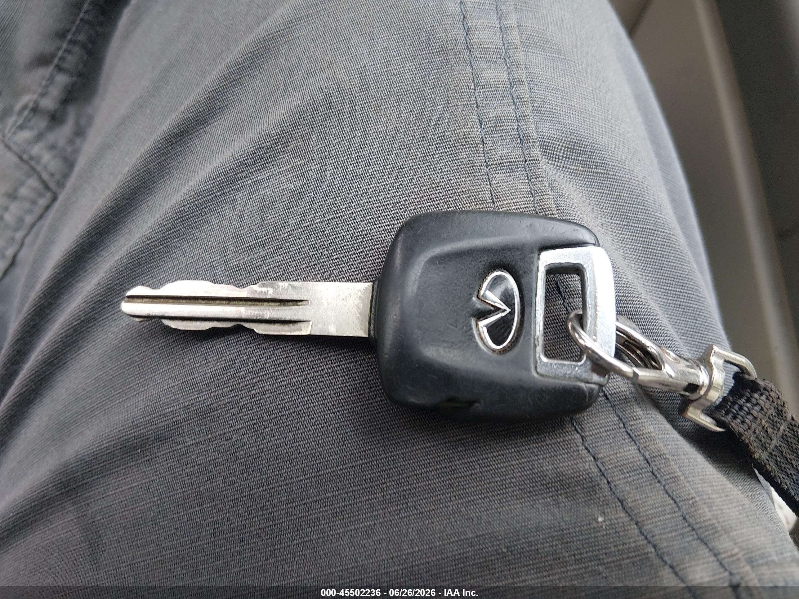 2004 Infiniti G35 Pewter vin: JNKCV51E84M619707