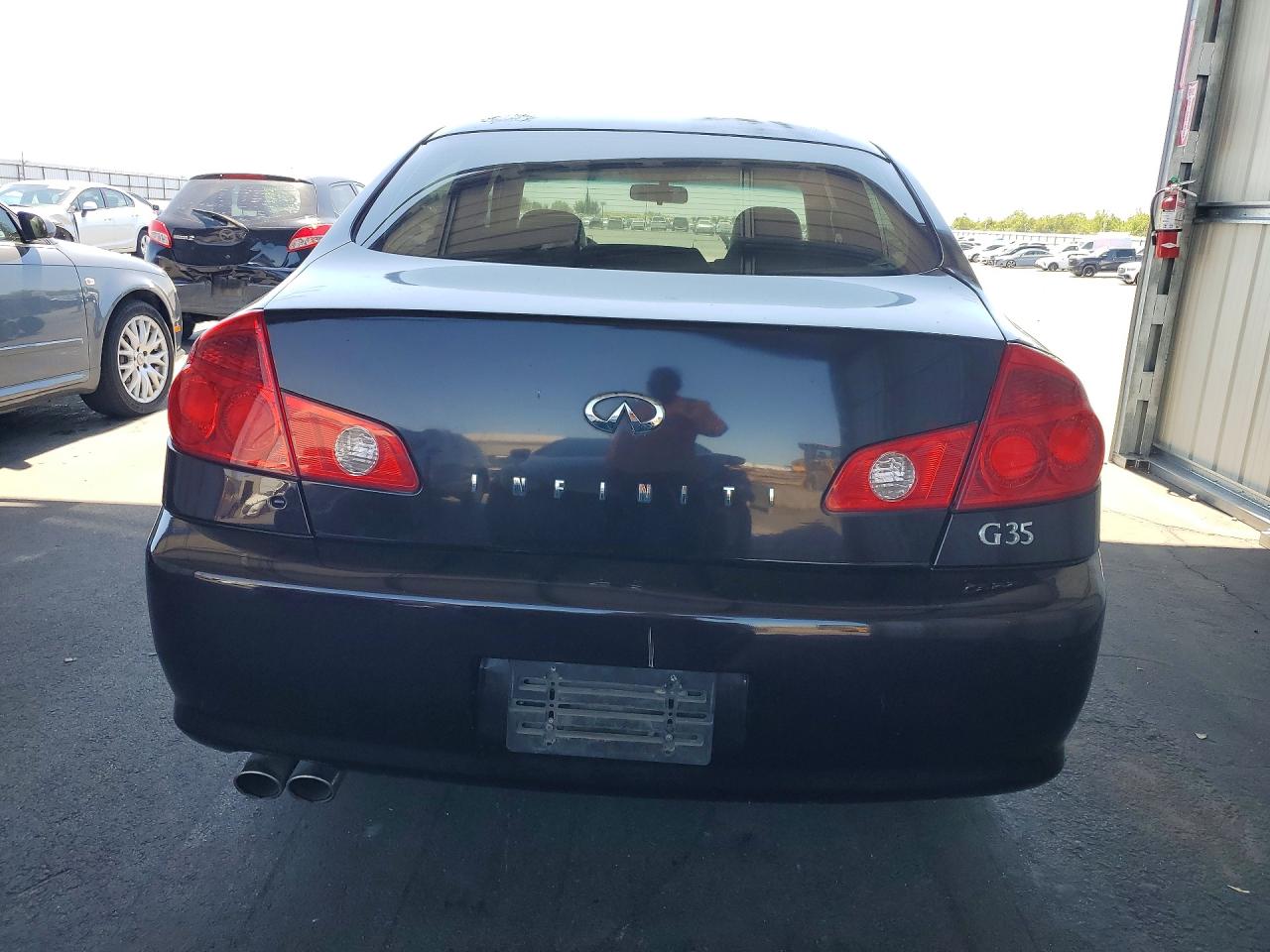 2005 Infiniti G35 Base Brown vin: JNKCV51E85M201522