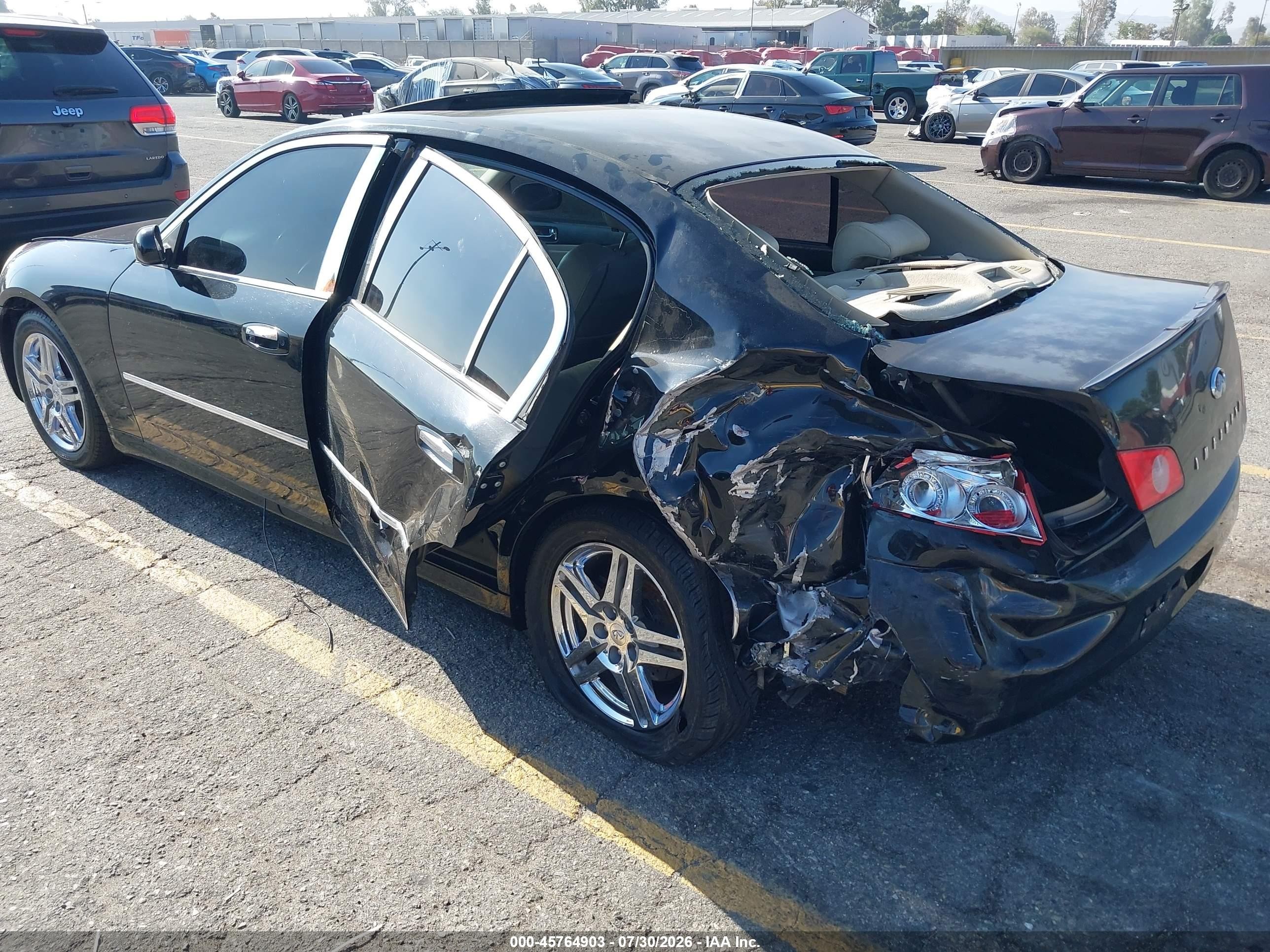 2005 Infiniti G35   Black vin: JNKCV51E95M205319