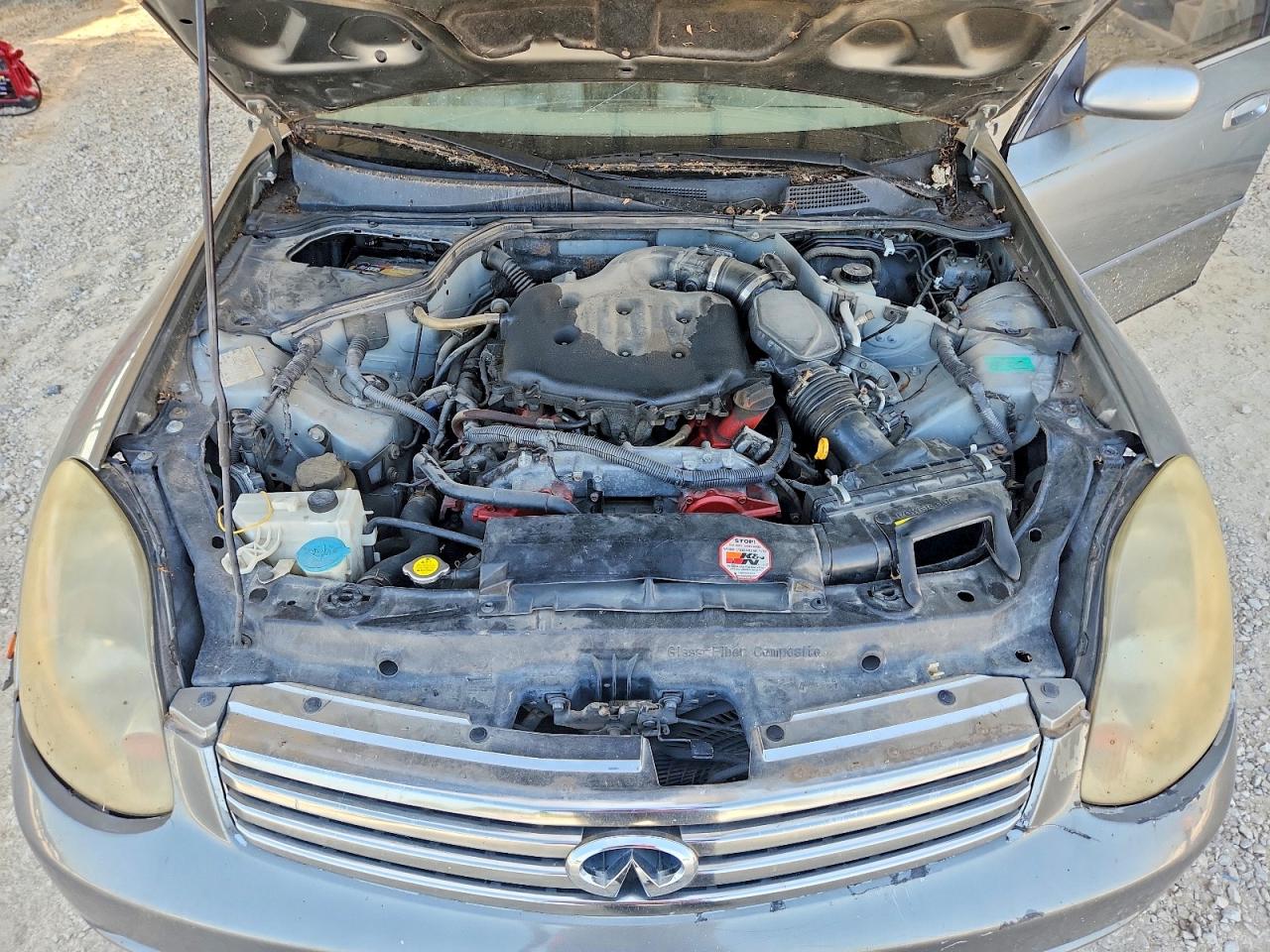 2004 Infiniti G35 Base Silver vin: JNKCV51EX4M111898