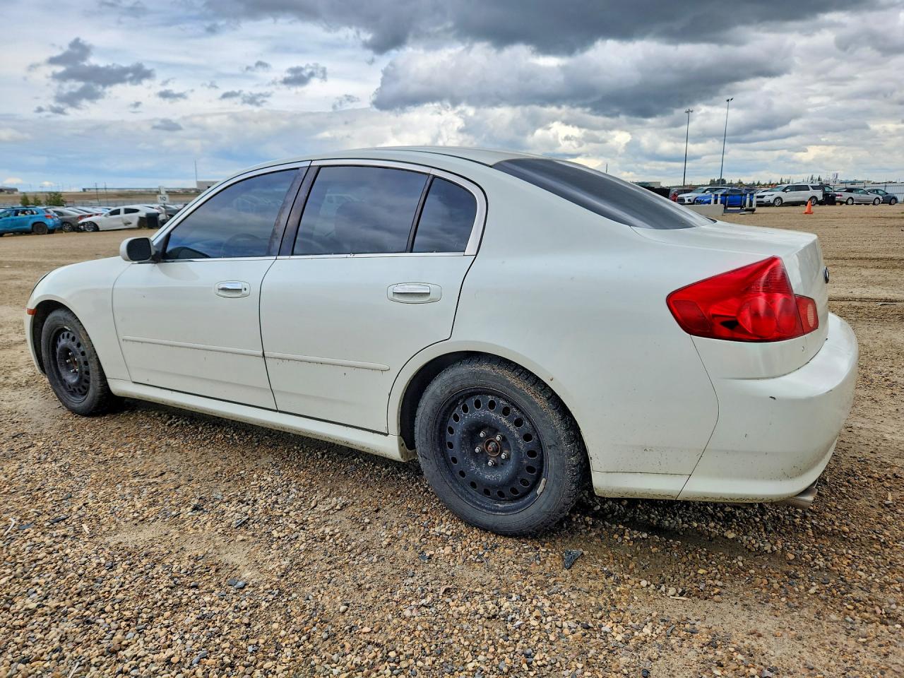 2006 Infiniti G35 Base White vin: JNKCV51EX6M504920