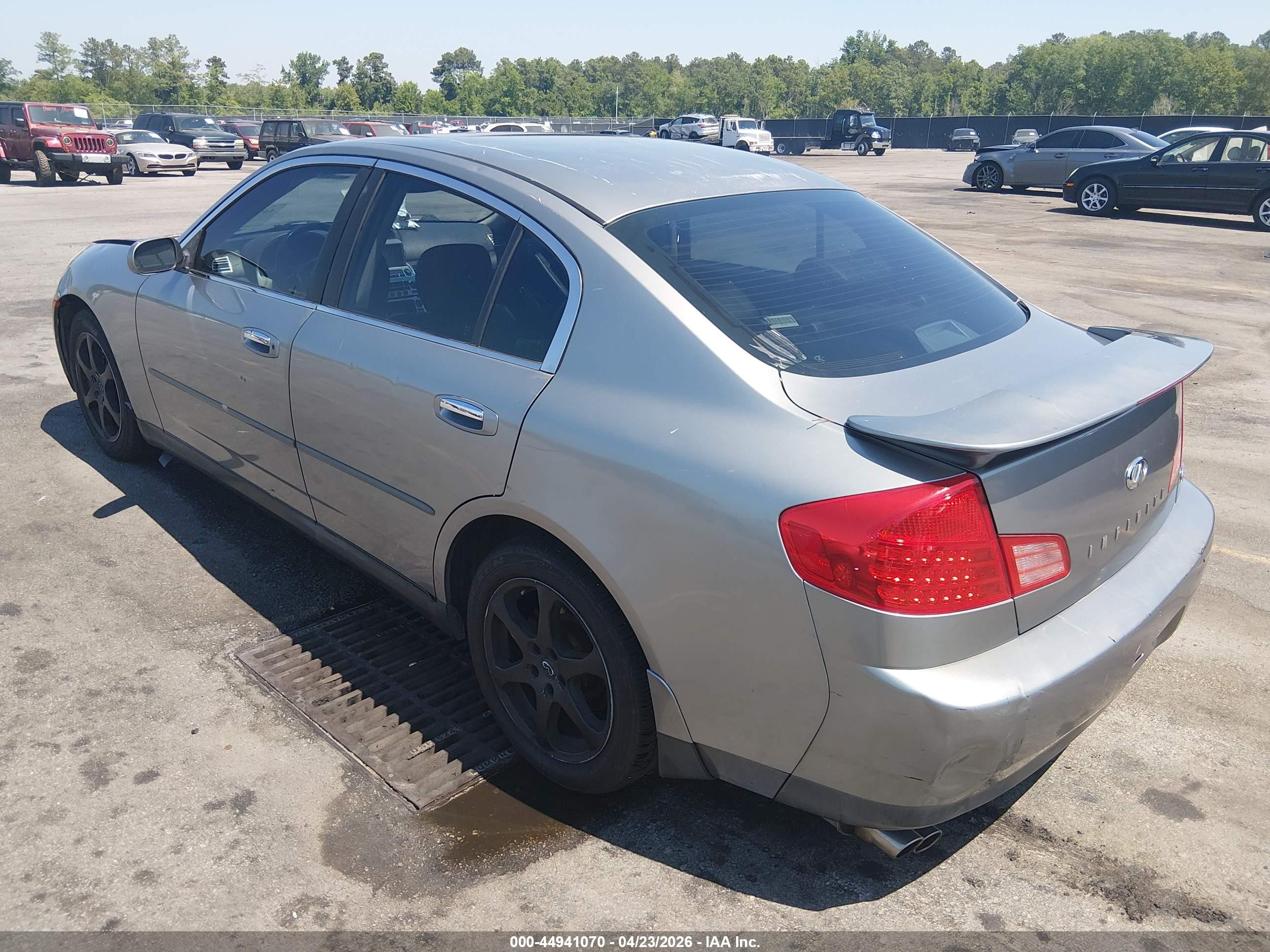 2004 Infiniti G35x   Gray vin: JNKCV51F04M711497