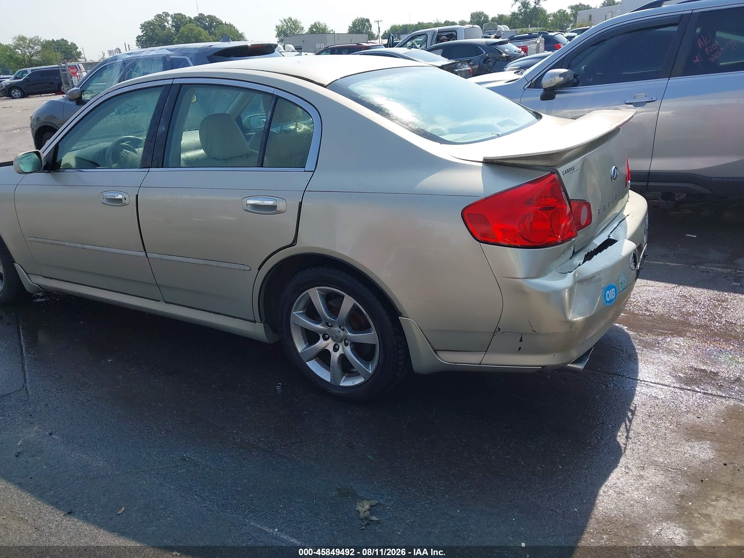 2005 Infiniti G35x   Gold vin: JNKCV51F05M306340