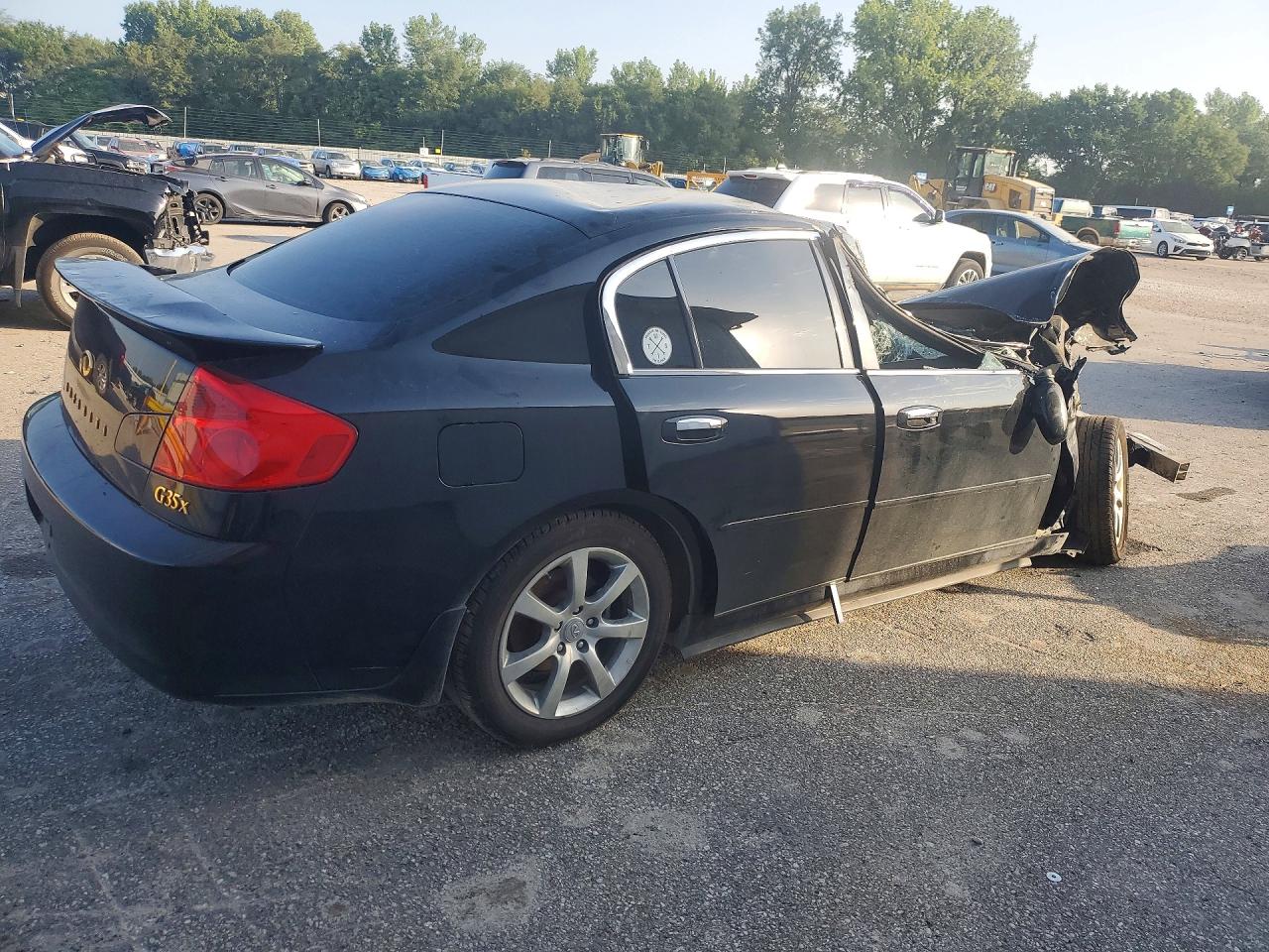 2005 Infiniti G35 X Black vin: JNKCV51F05M307293