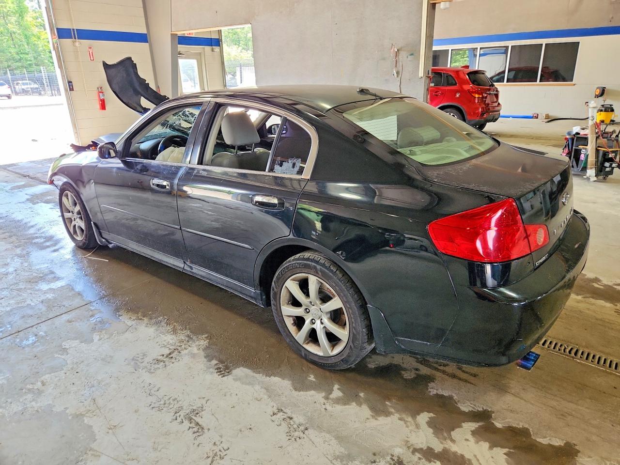 2005 Infiniti G35 X Black vin: JNKCV51F05M311814
