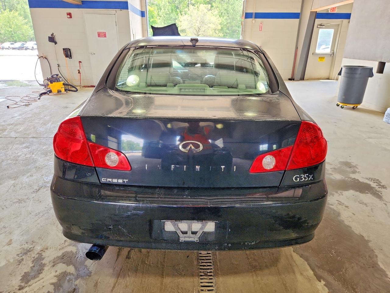 2005 Infiniti G35 X Black vin: JNKCV51F05M311814
