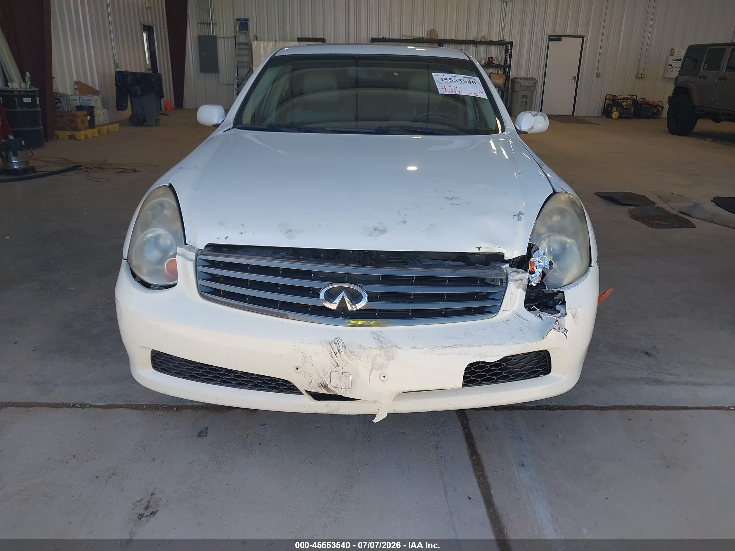 2006 Infiniti G35x   White vin: JNKCV51F06M605604