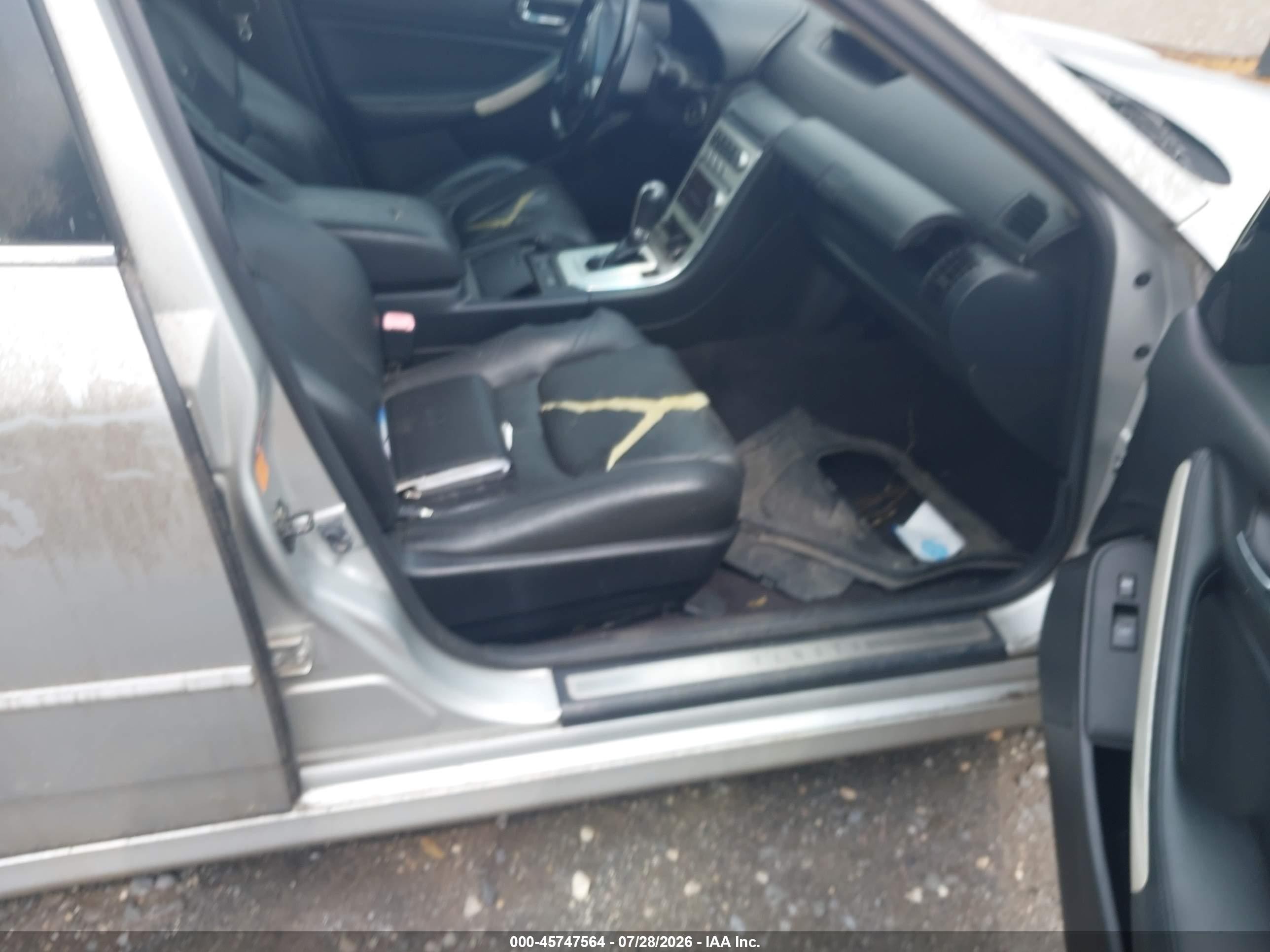2006 Infiniti G35x   Серебряный vin: JNKCV51F06M615520