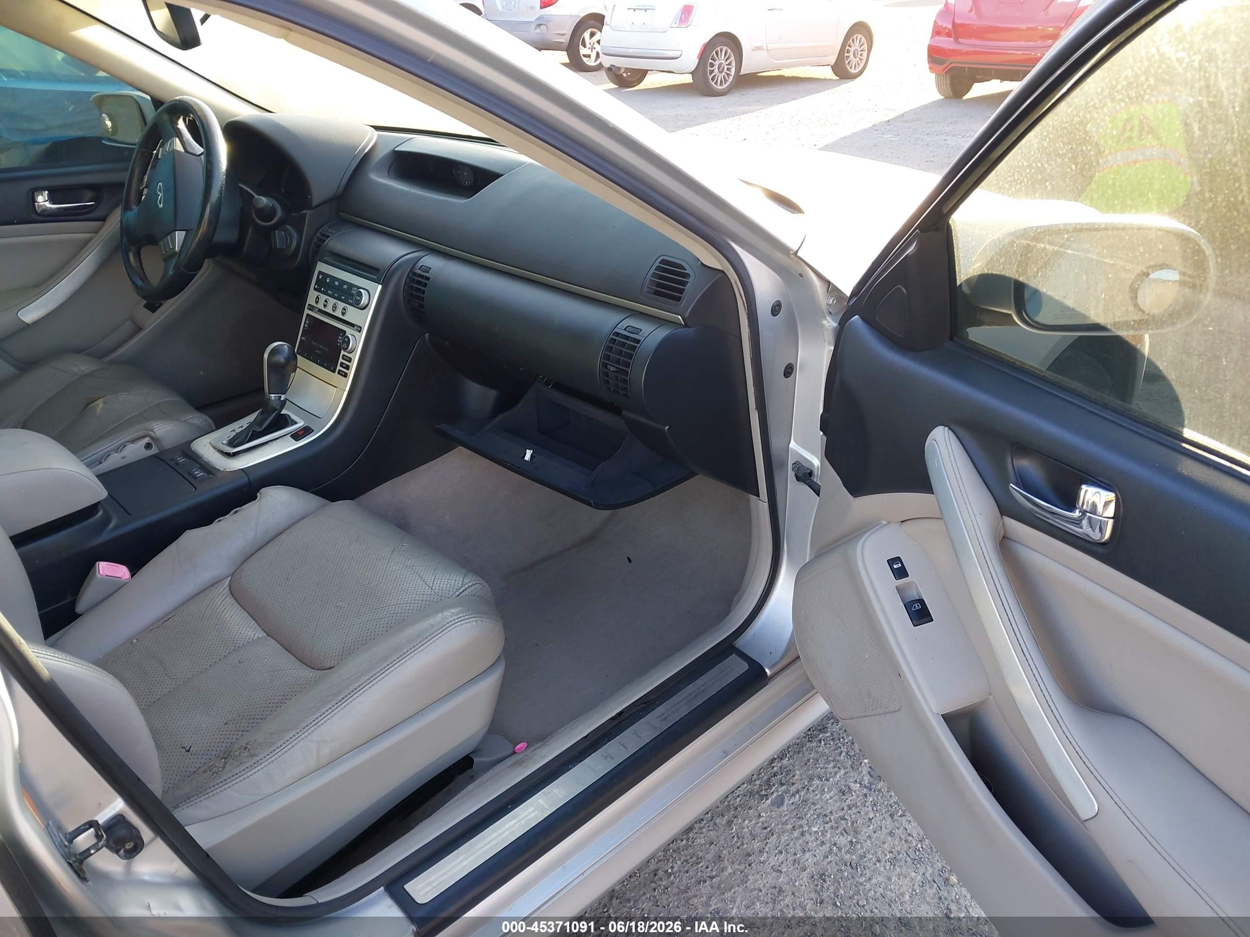2006 Infiniti G35x   Silver vin: JNKCV51F06M617266