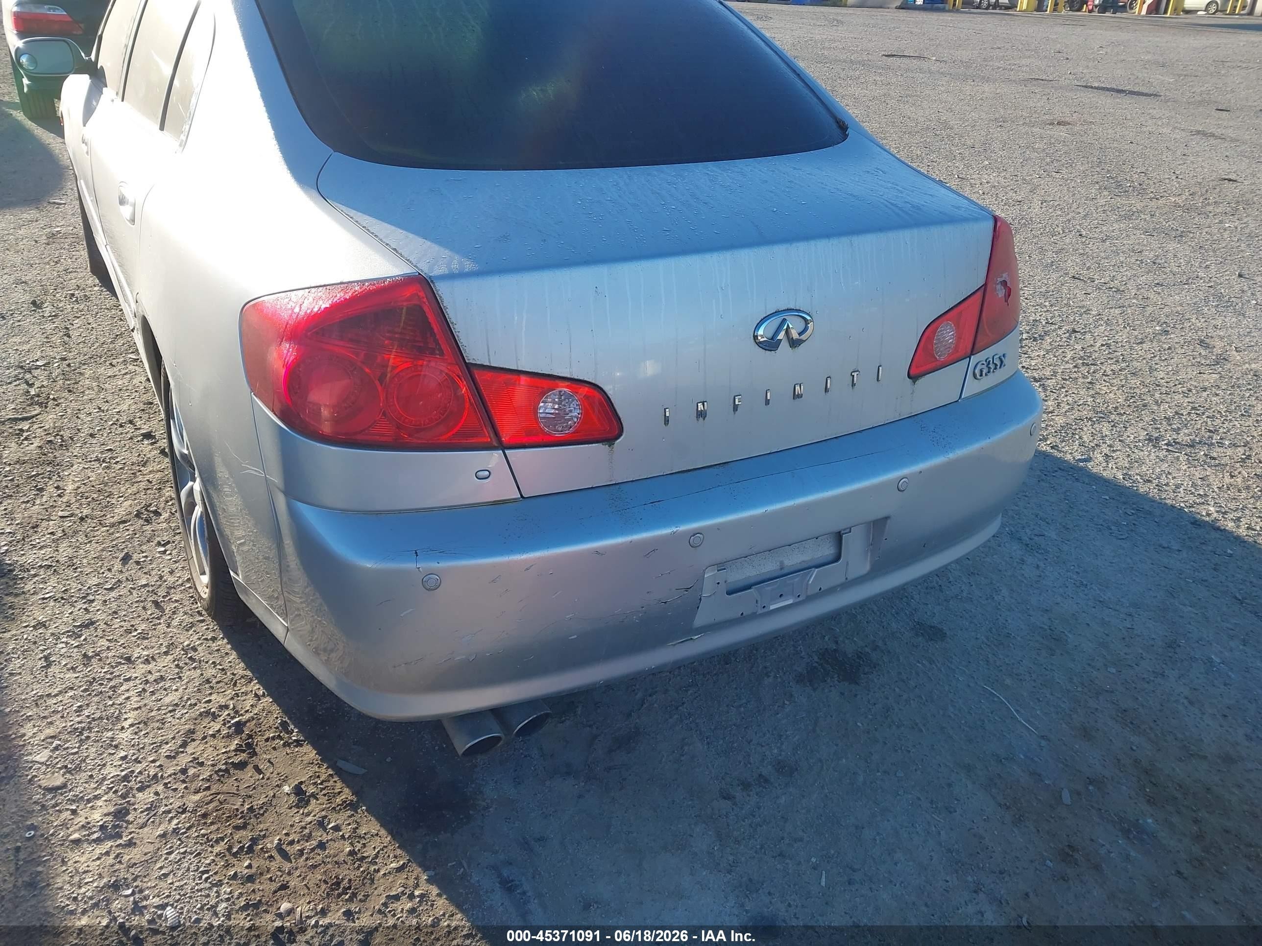 2006 Infiniti G35x   Silver vin: JNKCV51F06M617266