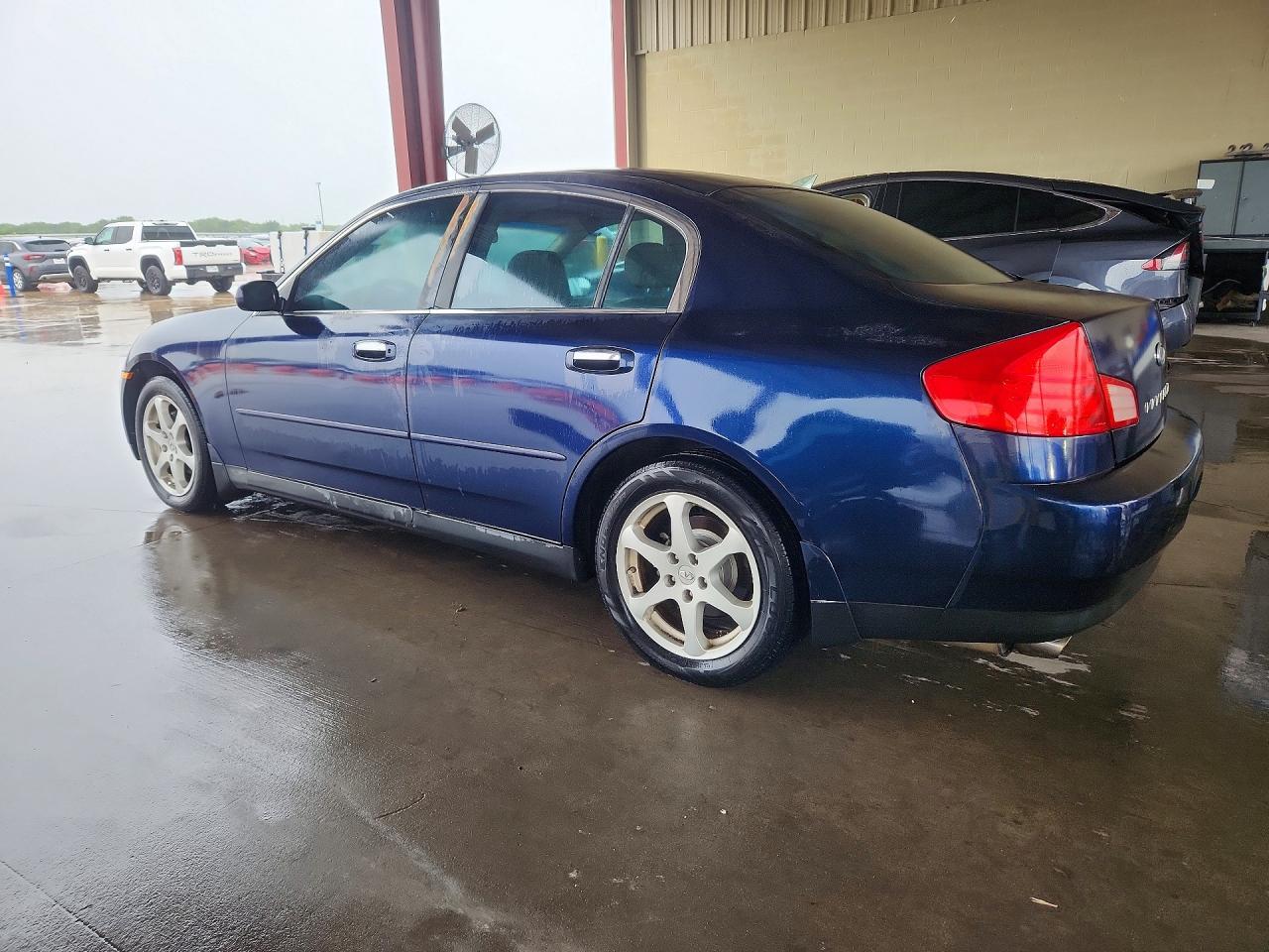 2004 Infiniti G35 Base Blue vin: JNKCV51F14M714019