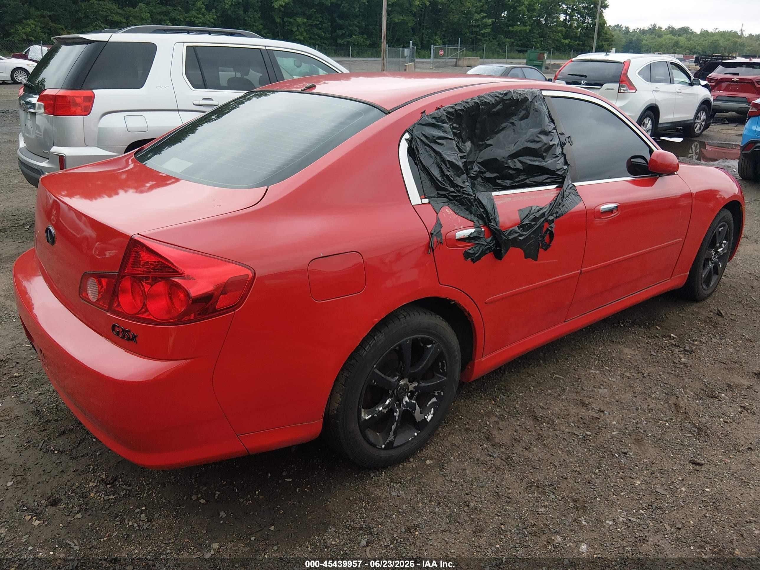 2005 Infiniti G35x   Красный vin: JNKCV51F15M300577