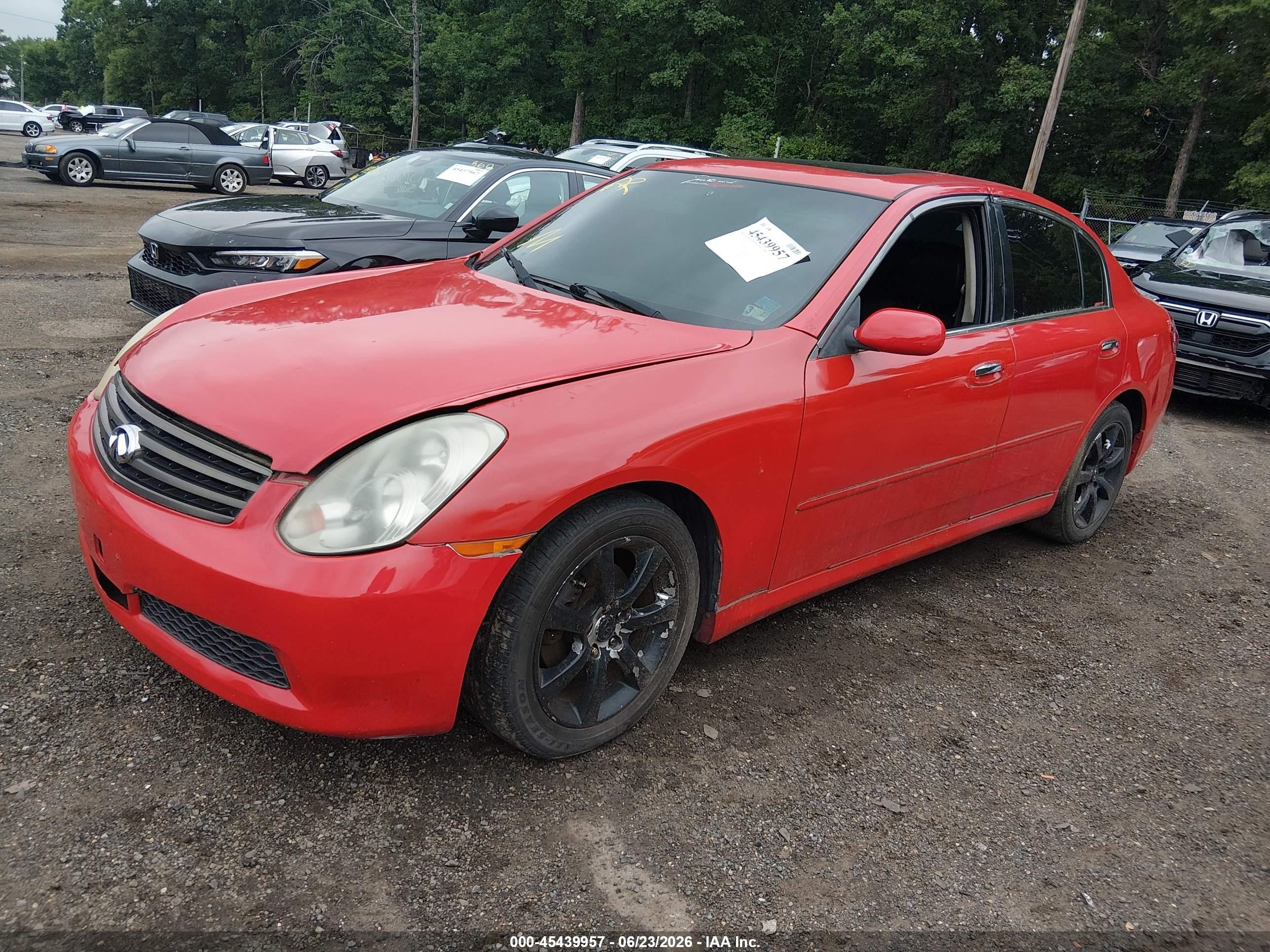 2005 Infiniti G35x   Красный vin: JNKCV51F15M300577