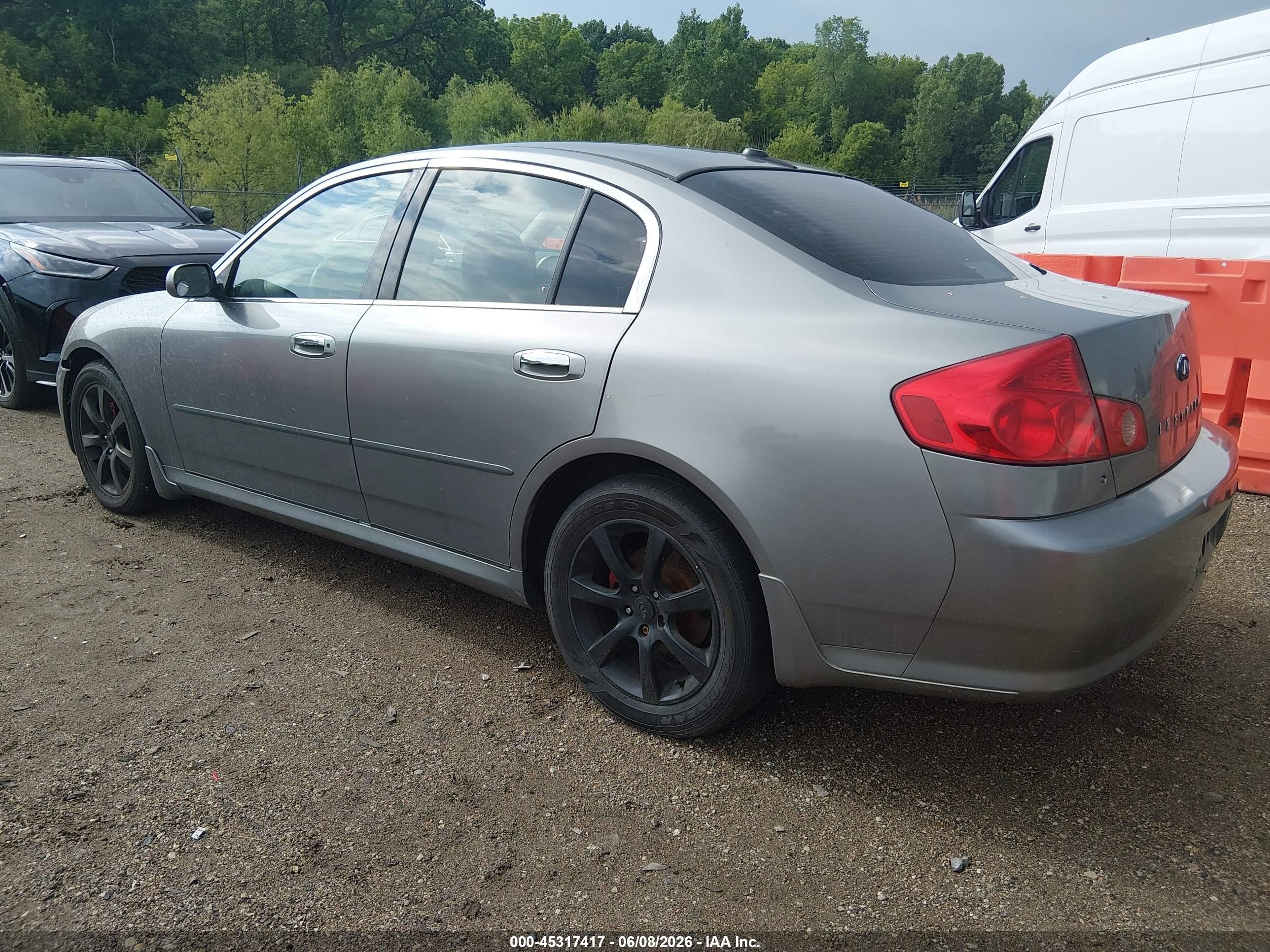 2005 Infiniti G35x   Gray vin: JNKCV51F15M308856
