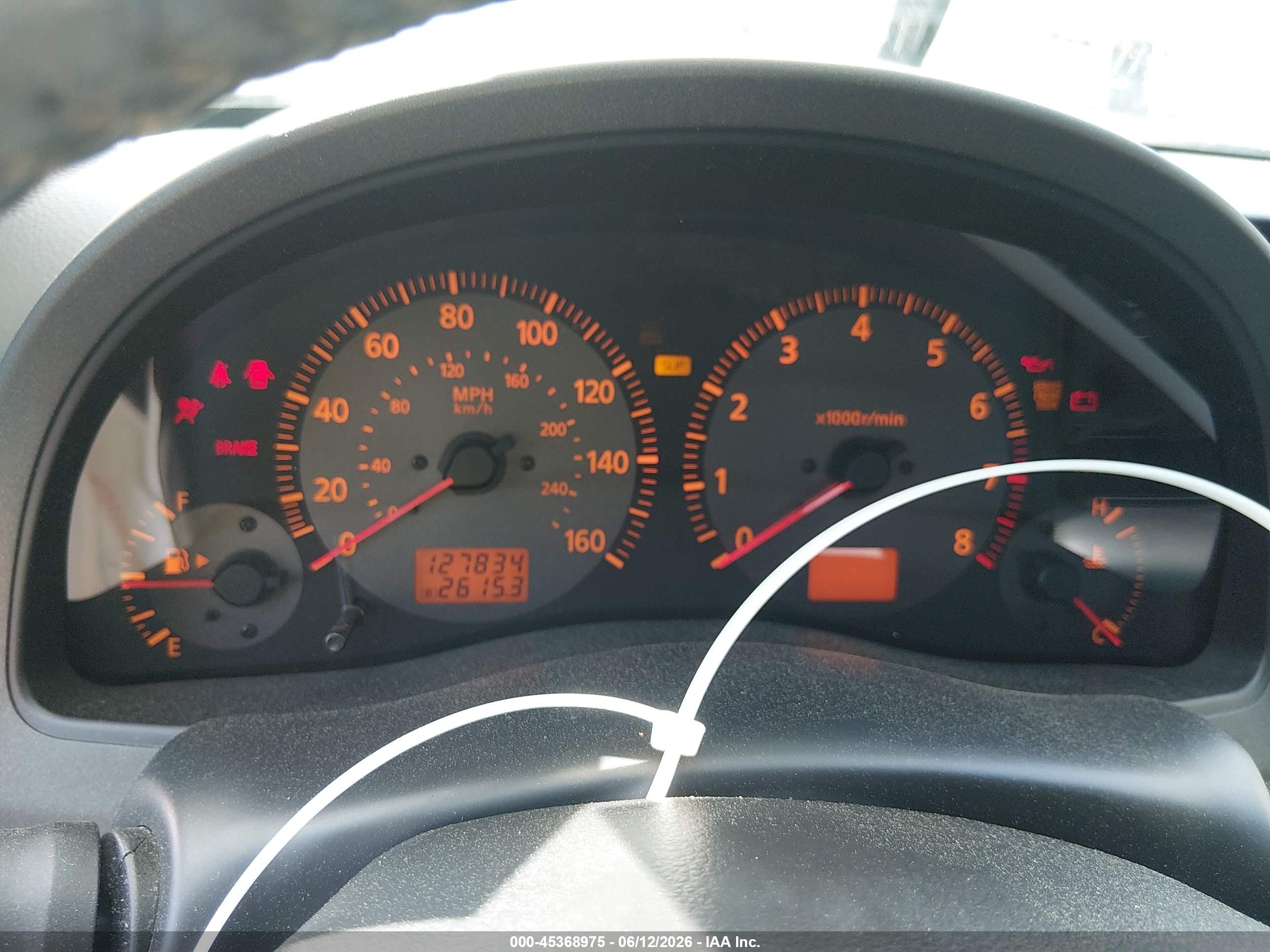 2004 Infiniti G35x Silver vin: JNKCV51F44M717674