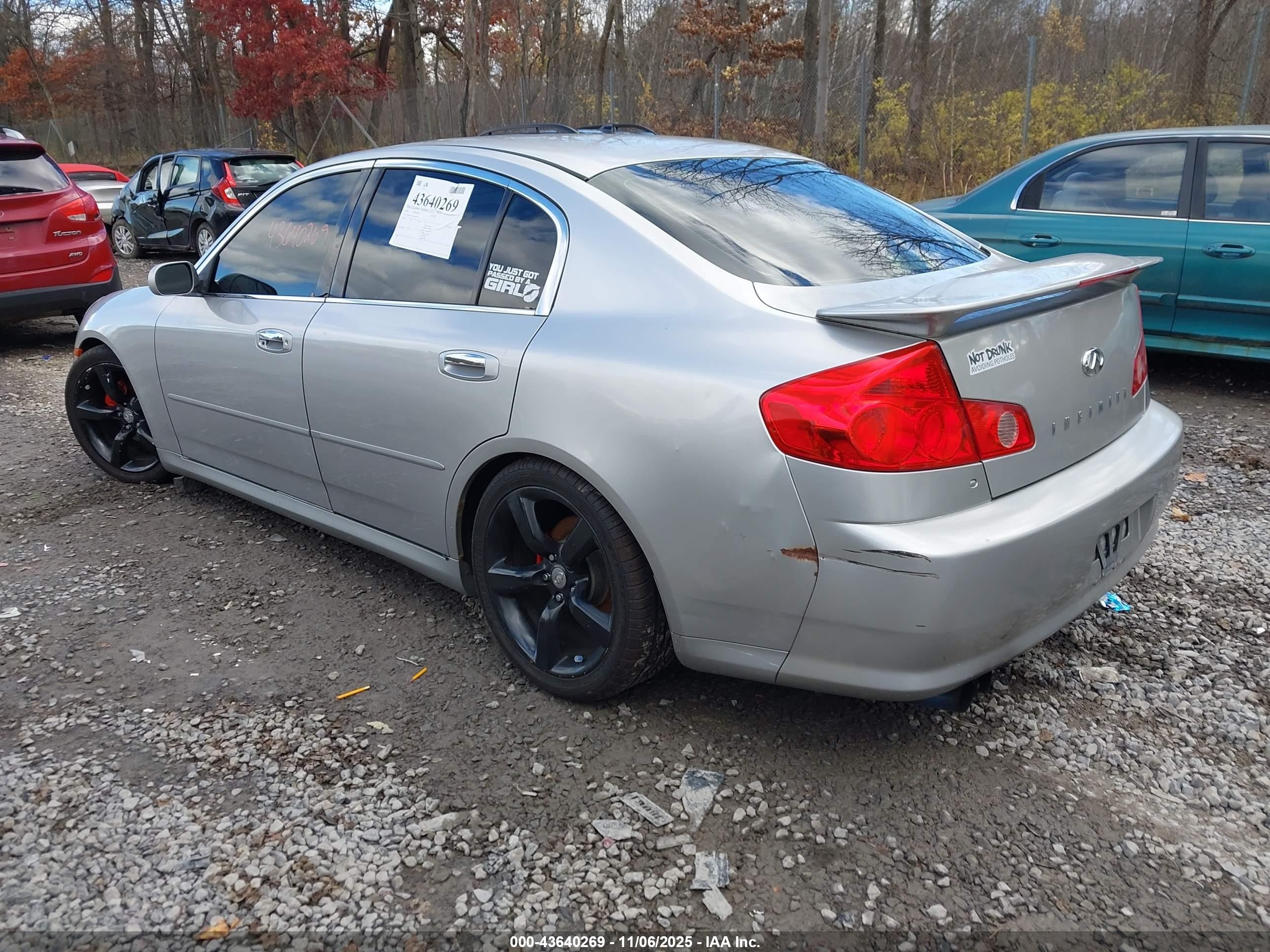 2005 Infiniti G35x   Silver vin: JNKCV51F45M305031