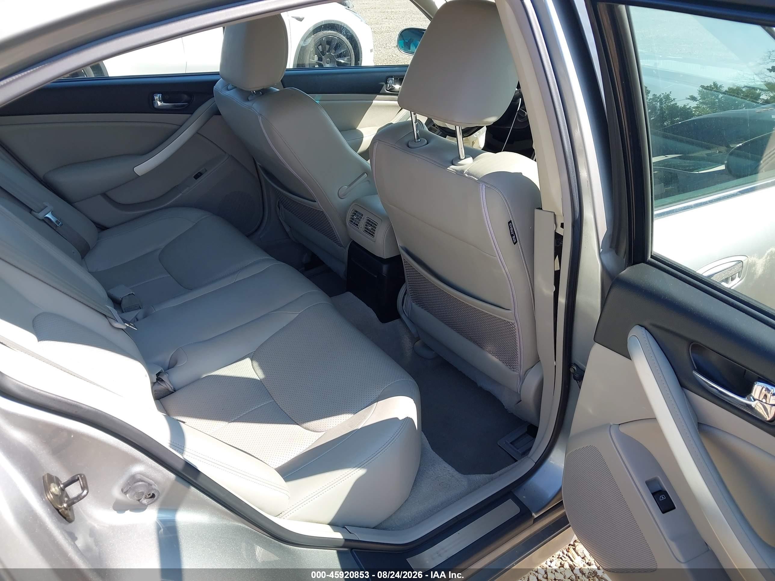 2006 Infiniti G35x Beige vin: JNKCV51F56M615612