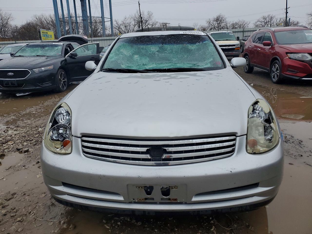 2004 Infiniti G35 Base Silver vin: JNKCV51F74M707530