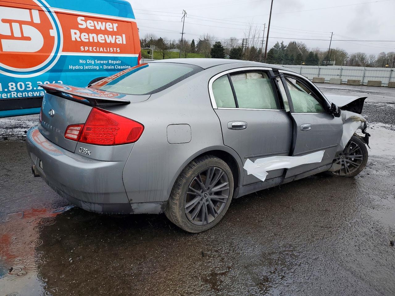 2004 Infiniti G35 Base Silver vin: JNKCV51F74M710606