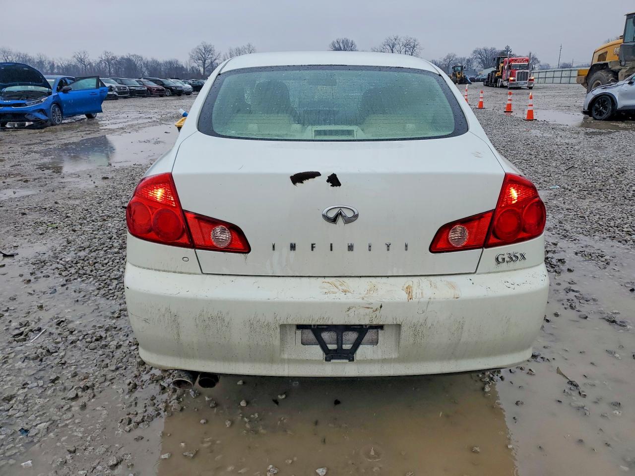 2006 Infiniti G35 X White vin: JNKCV51F76M603221