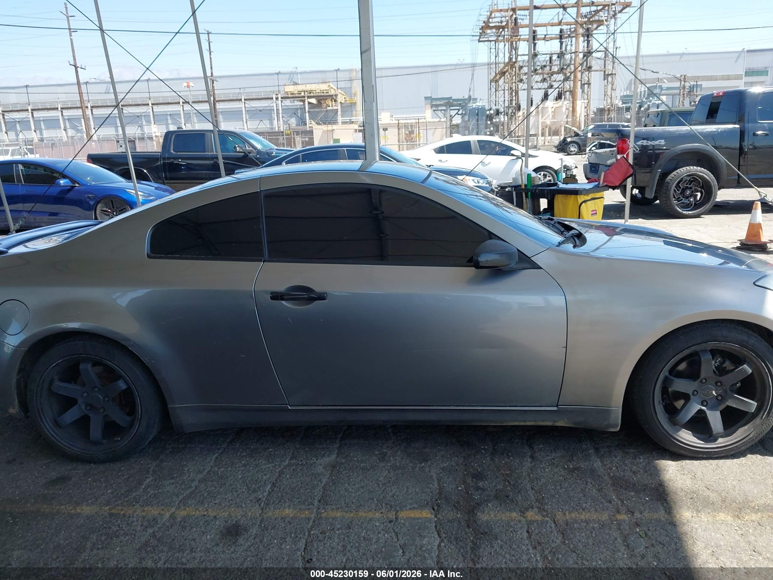 2004 Infiniti G35 Gray vin: JNKCV54E04M828662