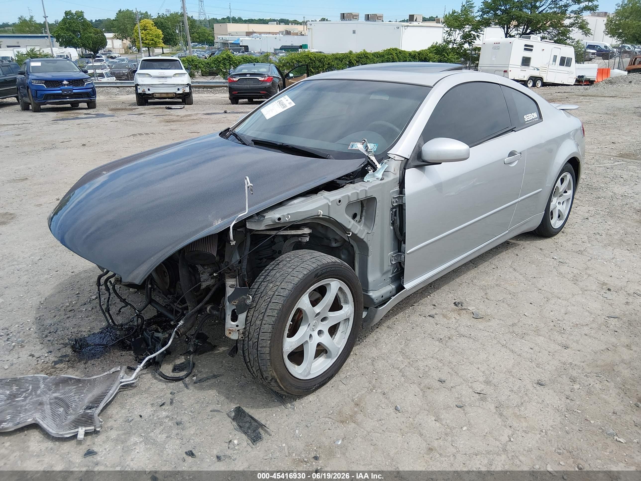 2004 Infiniti G35   Silver vin: JNKCV54E14M800417