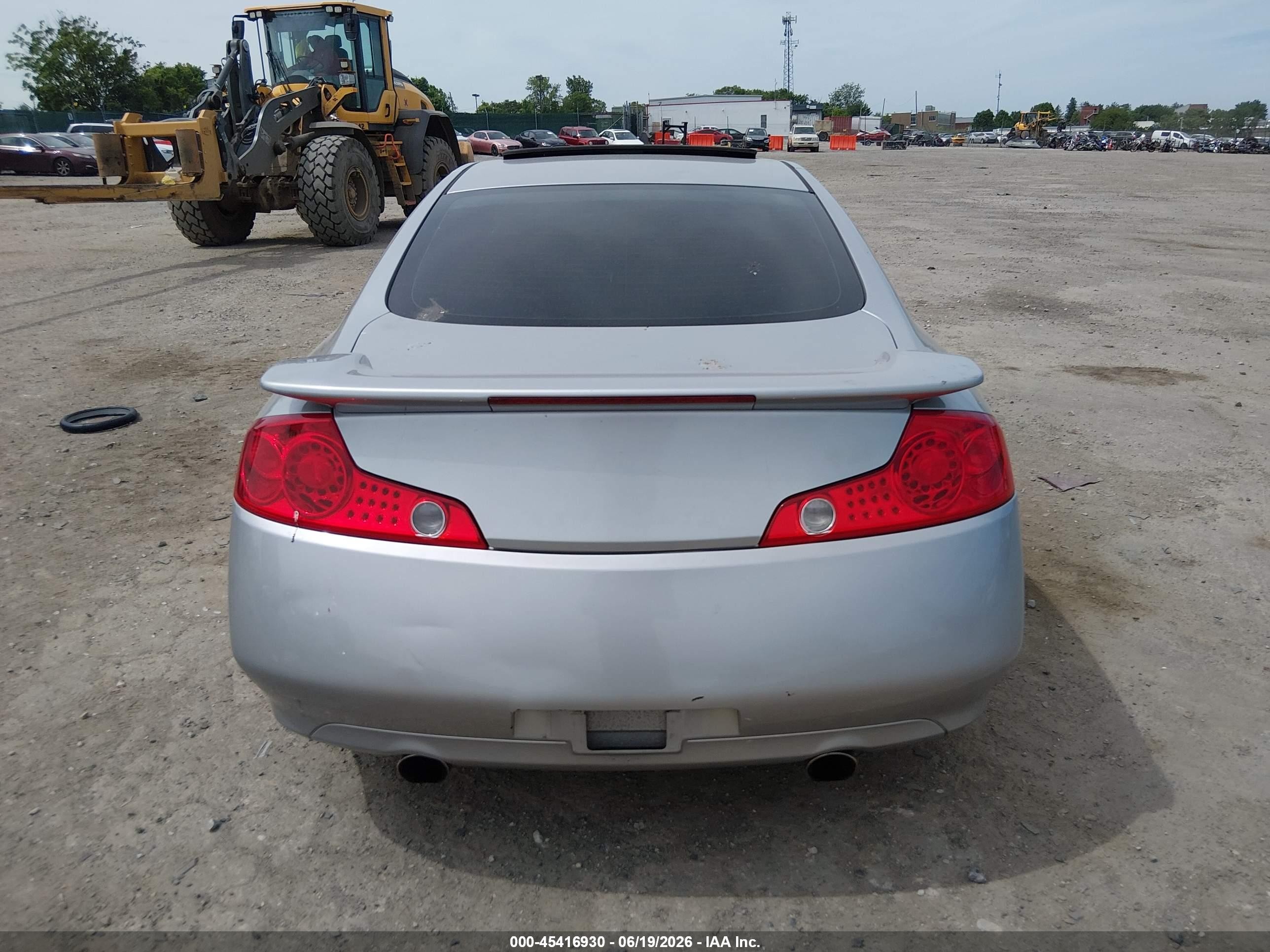 2004 Infiniti G35   Silver vin: JNKCV54E14M800417