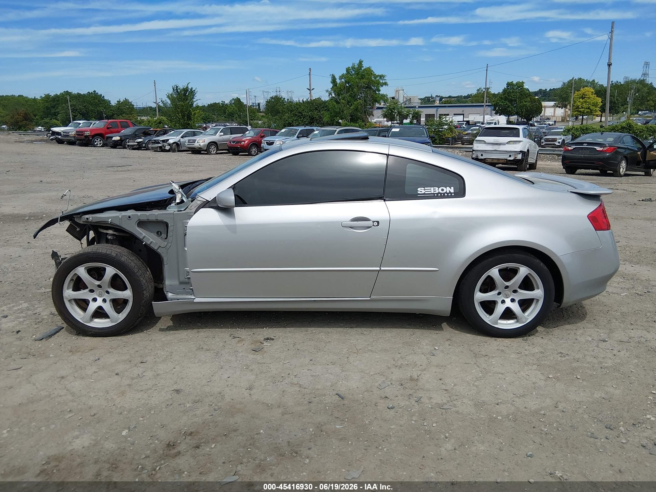 2004 Infiniti G35   Silver vin: JNKCV54E14M800417