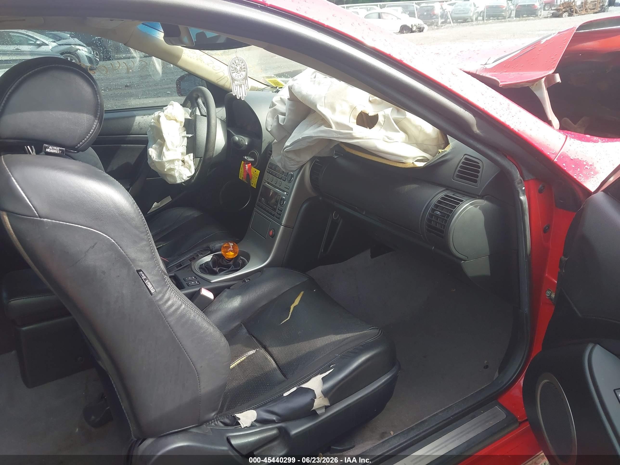 2004 Infiniti G35 Red vin: JNKCV54E14M828041