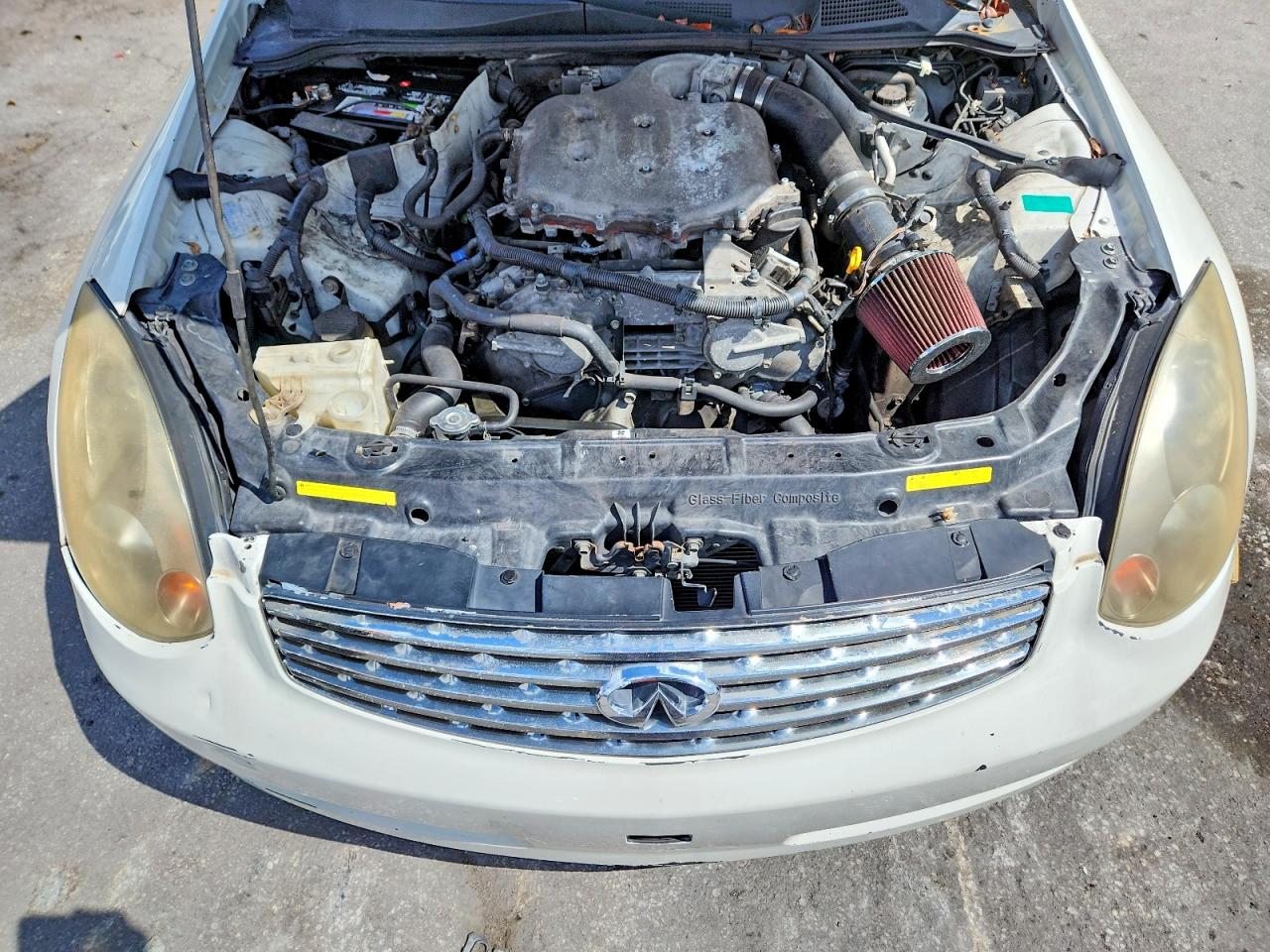 2004 Infiniti G35 Base White vin: JNKCV54E24M805769