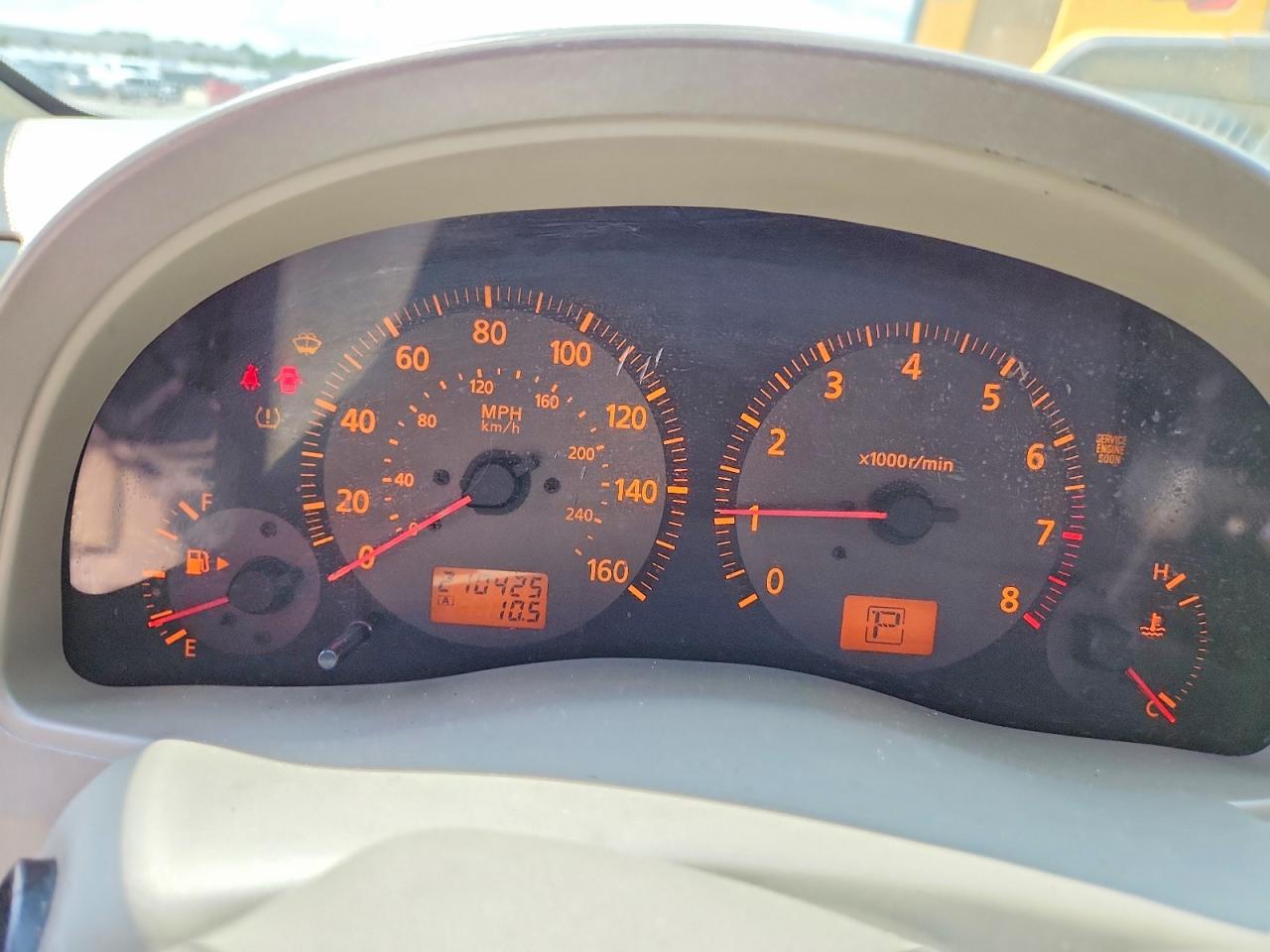 2004 Infiniti G35 Base White vin: JNKCV54E24M805769