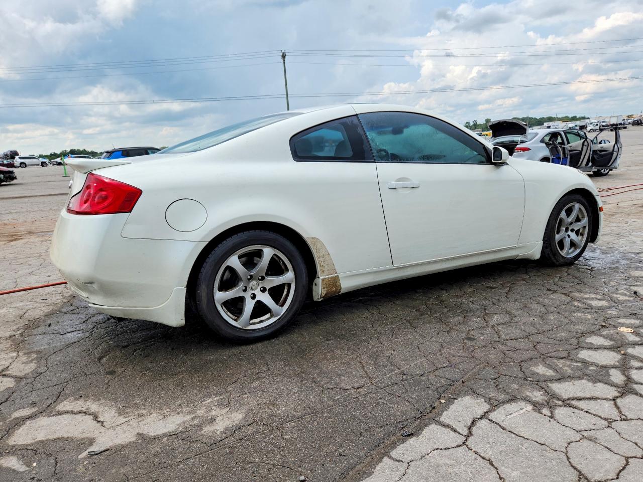2006 Infiniti G35 Base Белый vin: JNKCV54E36M720393