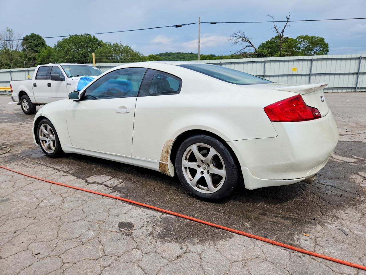 2006 Infiniti G35 Base Белый vin: JNKCV54E36M720393
