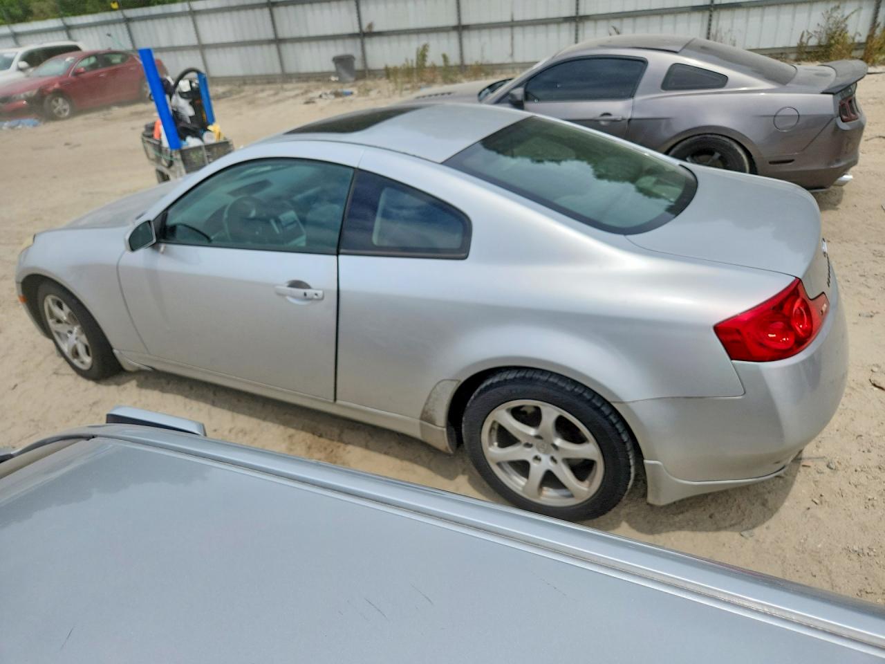 2007 Infiniti G35 Base Silver vin: JNKCV54E37M906839