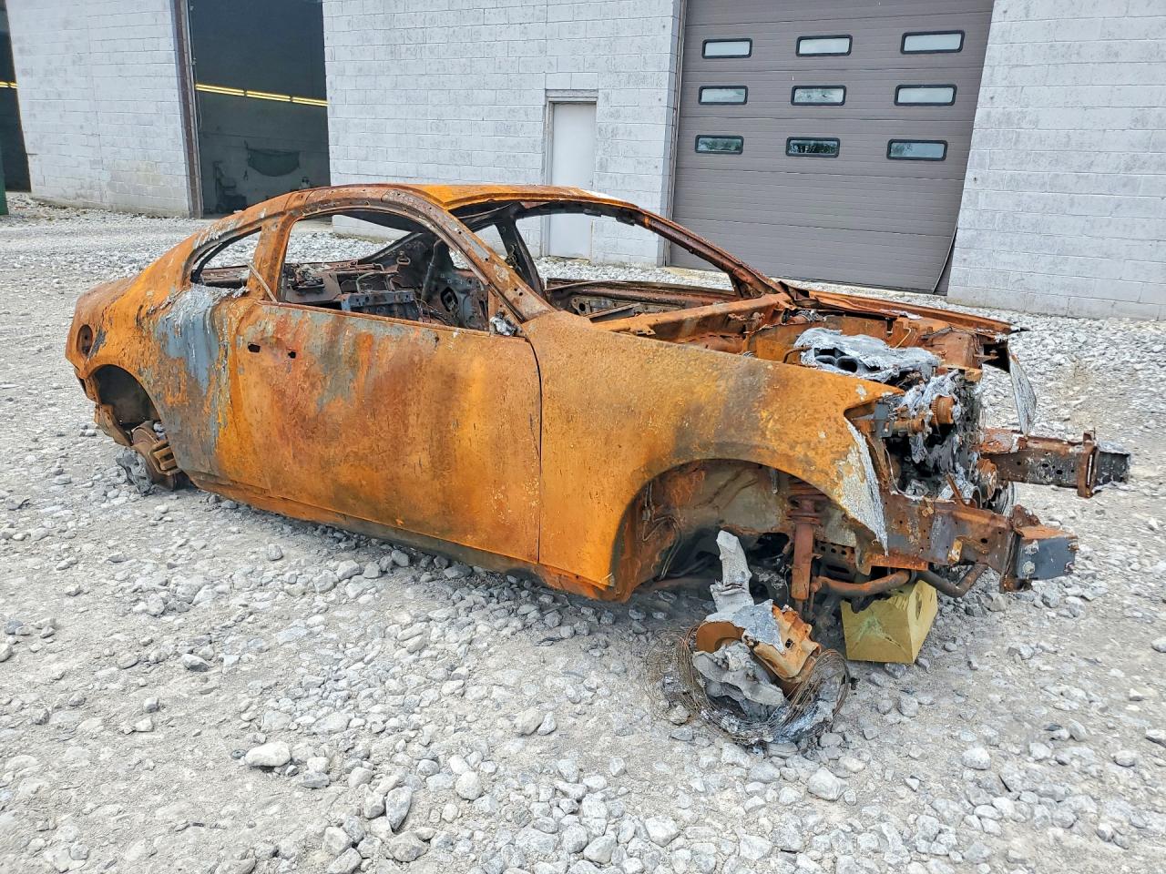 2003 Infiniti G35 Base Burn vin: JNKCV54E43M213174