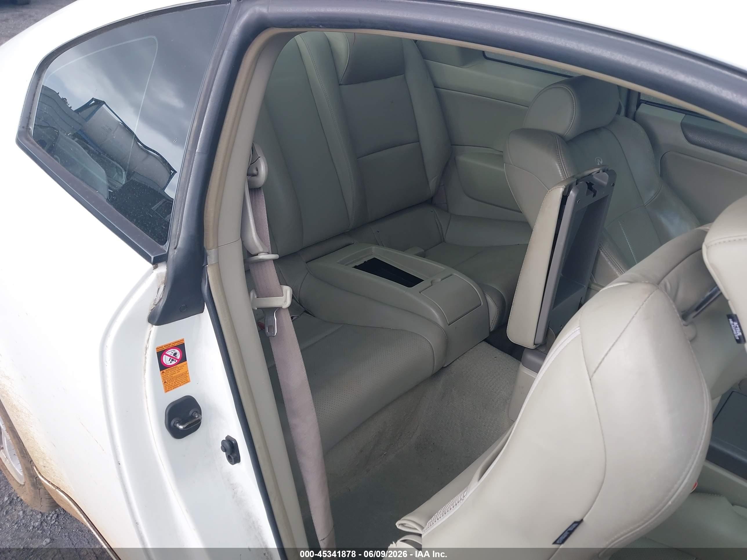 2003 Infiniti G35 Base W/leather White vin: JNKCV54E43M218858