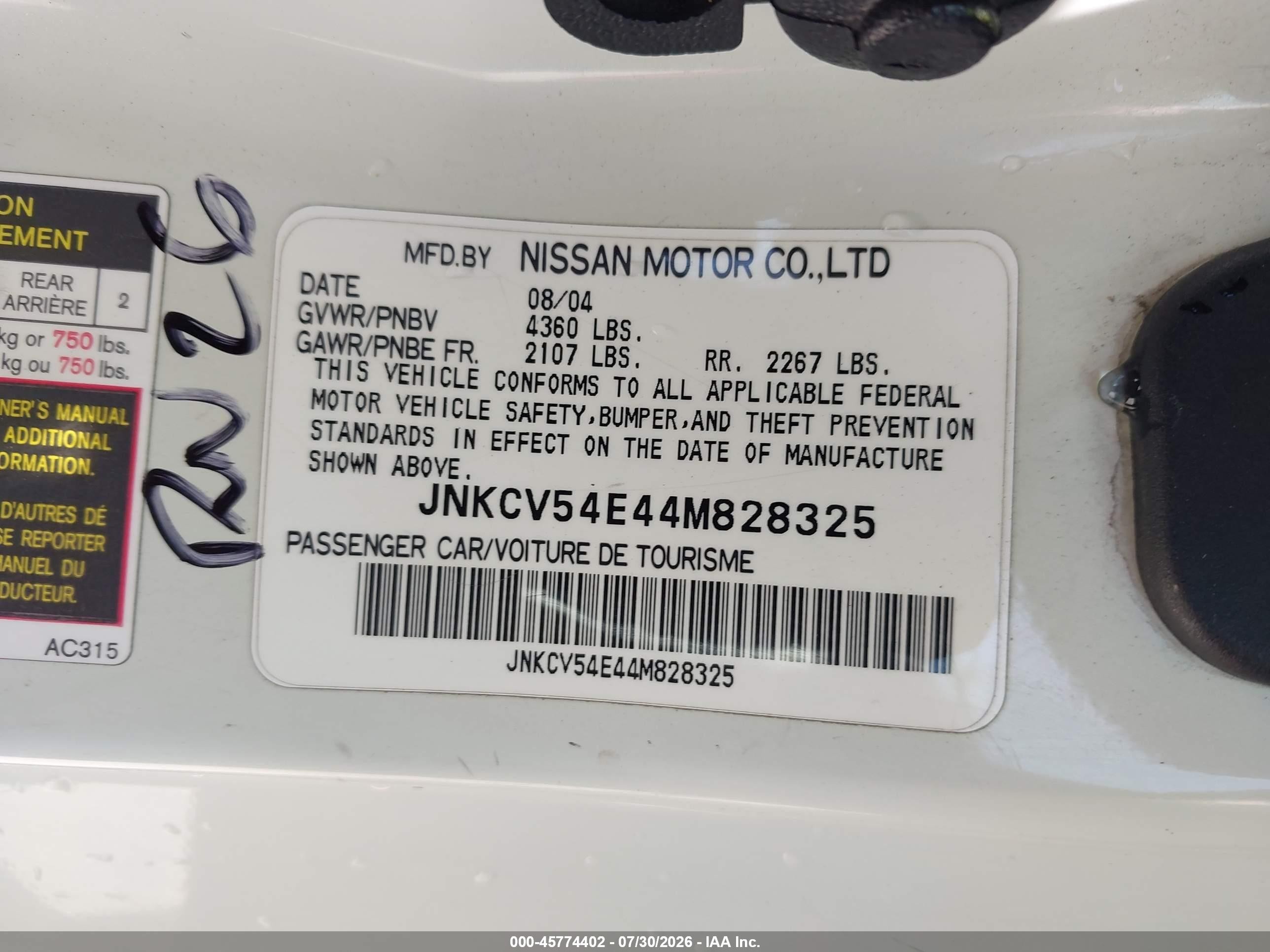 2004 Infiniti G35   White vin: JNKCV54E44M828325