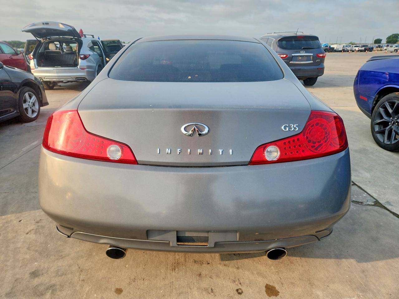 2005 Infiniti G35 Base Silver vin: JNKCV54E45M424037