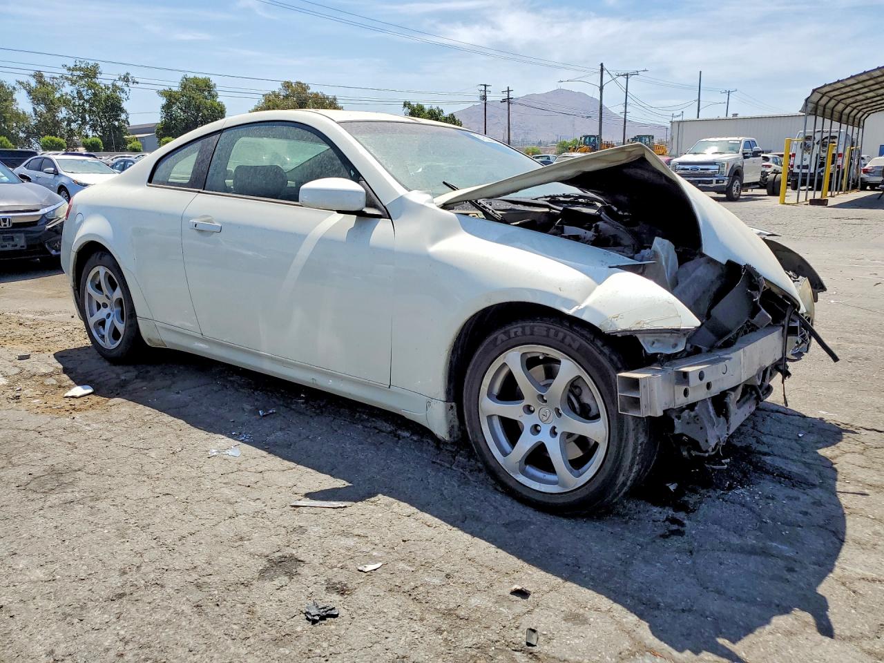 2007 Infiniti G35 Base White vin: JNKCV54E47M904792