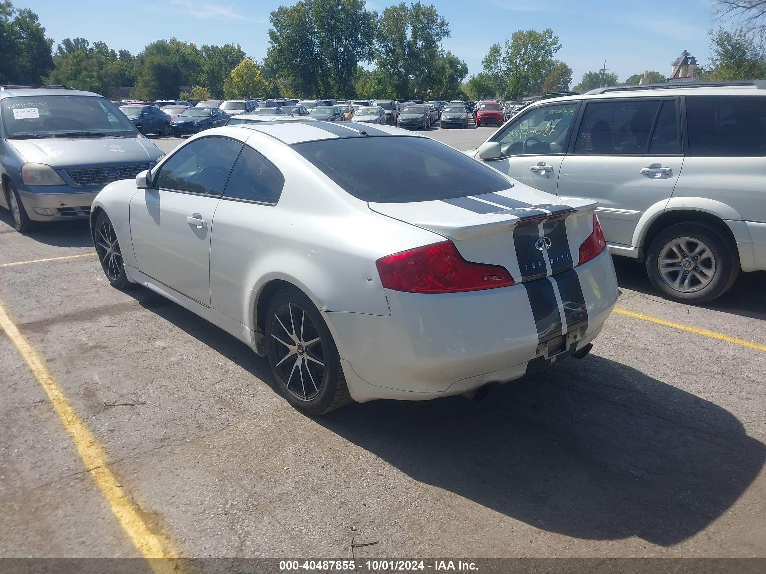 2007 Infiniti G35   White vin: JNKCV54E47M908812