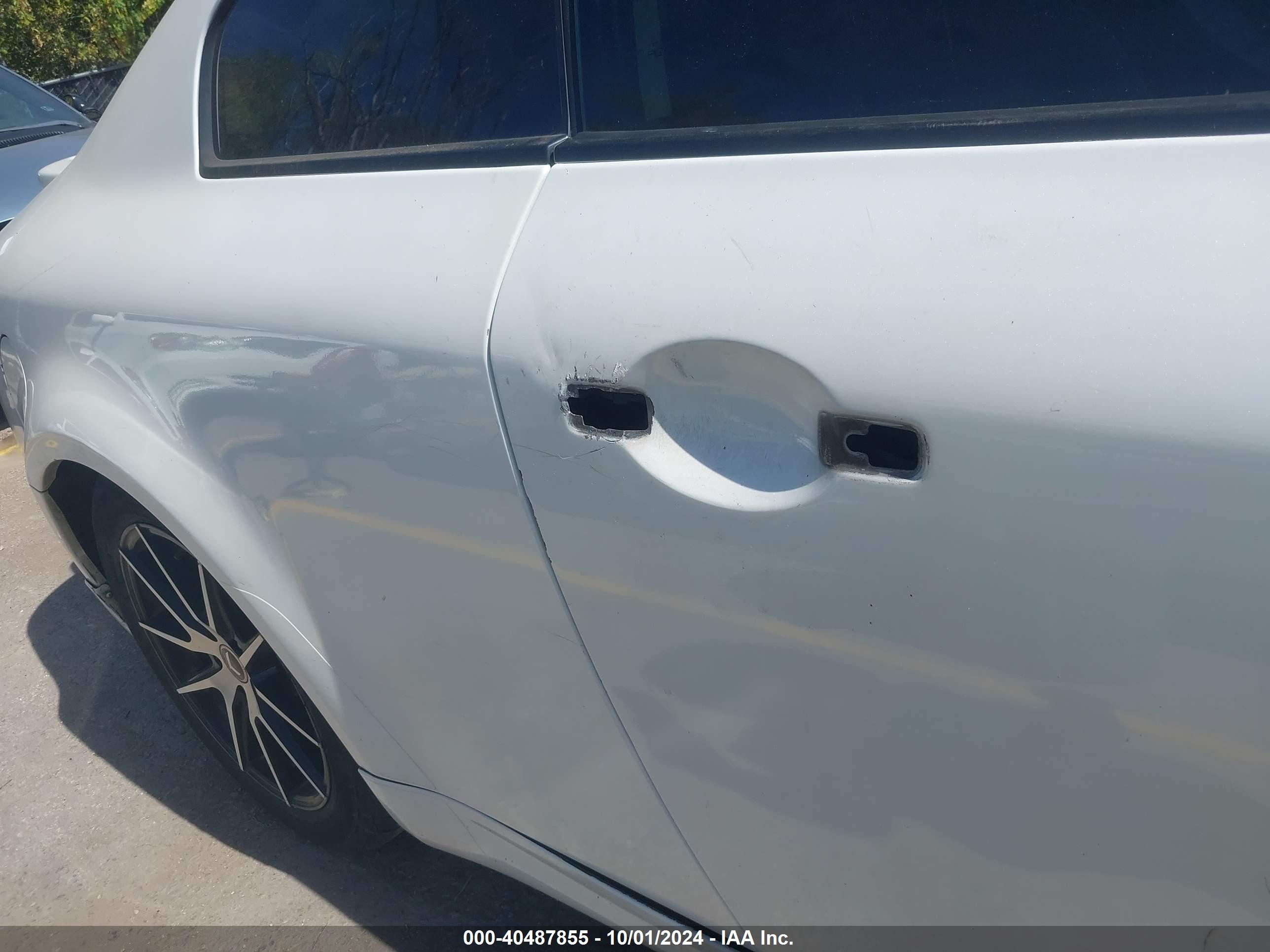 2007 Infiniti G35   White vin: JNKCV54E47M908812