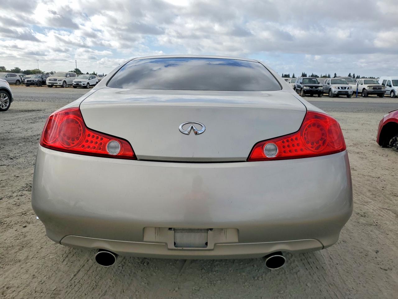 2003 Infiniti G35 Base Tan vin: JNKCV54E53M211515