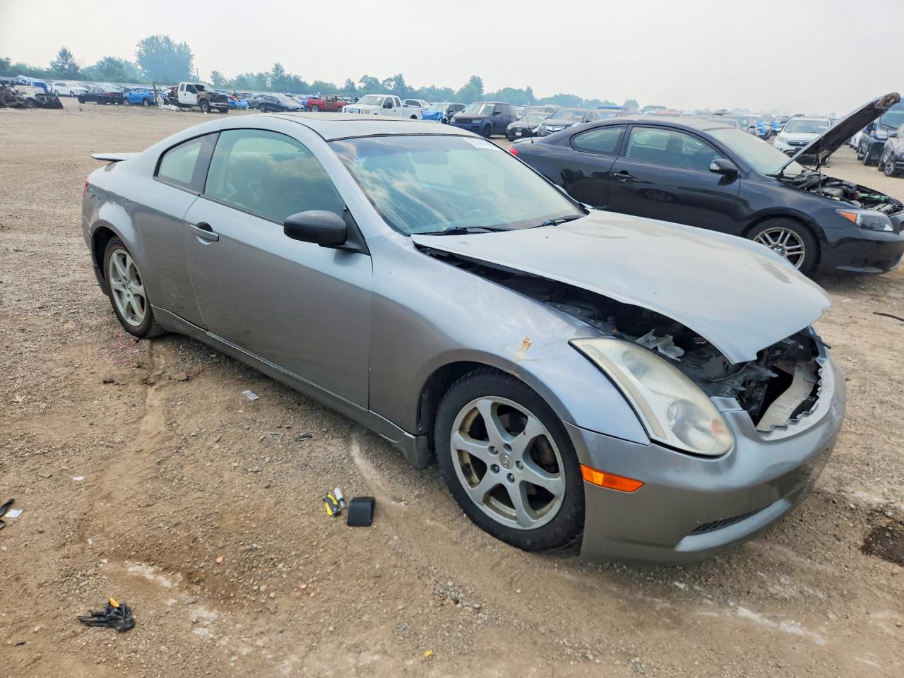 2004 Infiniti G35 Base Серебряный vin: JNKCV54E54M817883
