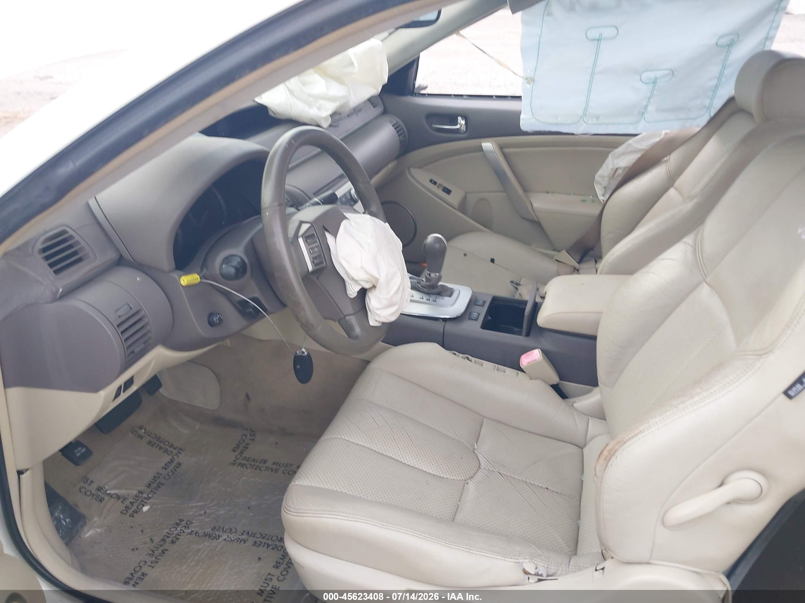 2006 Infiniti G35   White vin: JNKCV54E56M718368